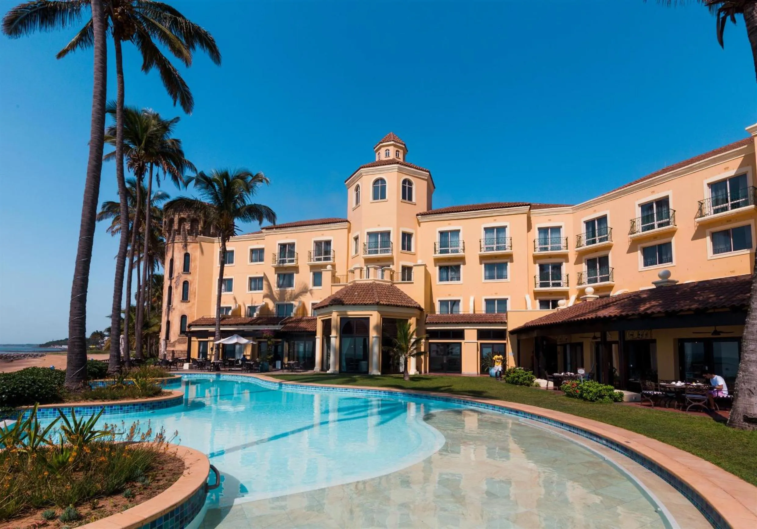 Superior Room 2 Double Beds Non Smoking - single occupancy in Southern Sun Maputo