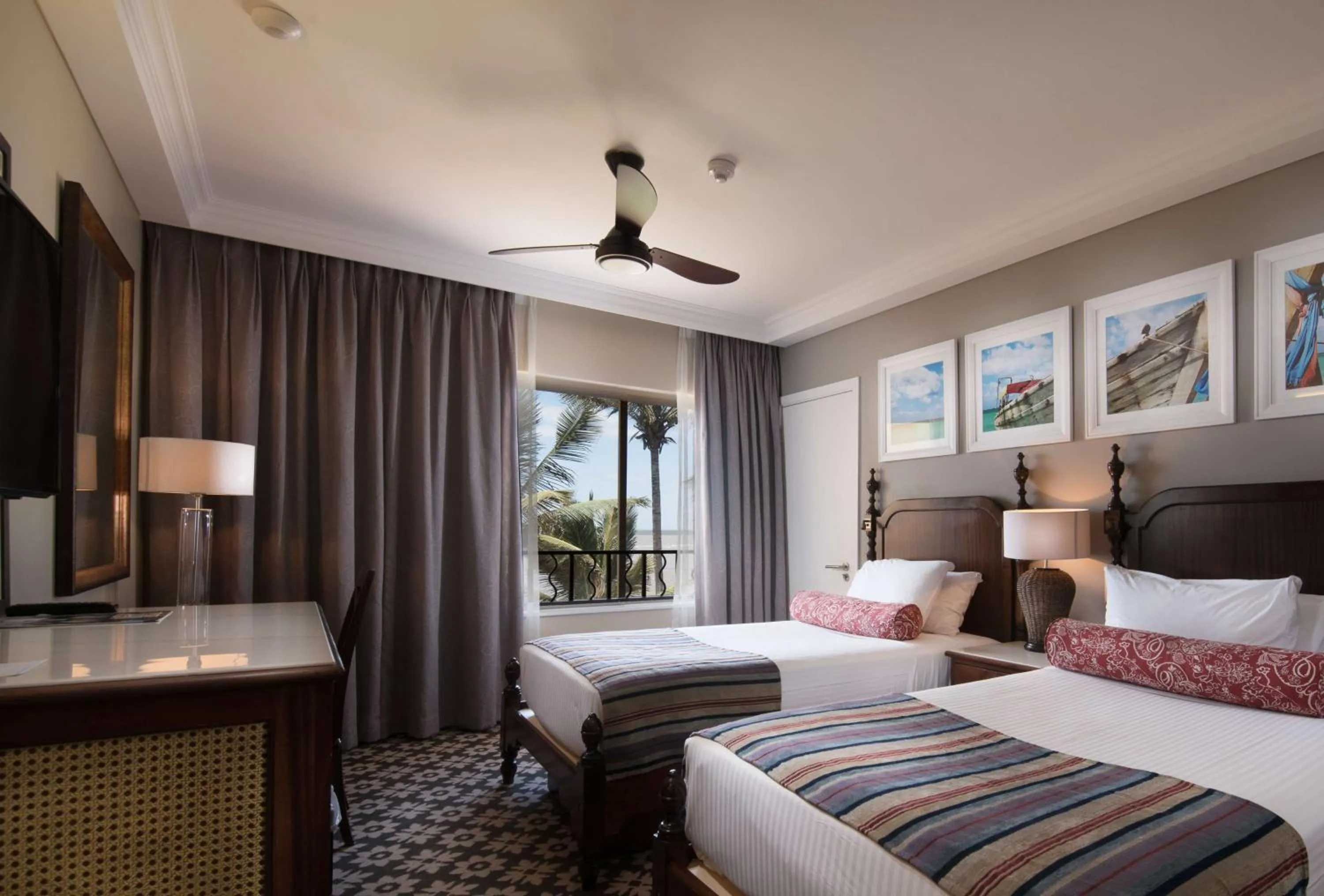 Superior Room Twin Beds Non Smoking - single occupancy in Southern Sun Maputo