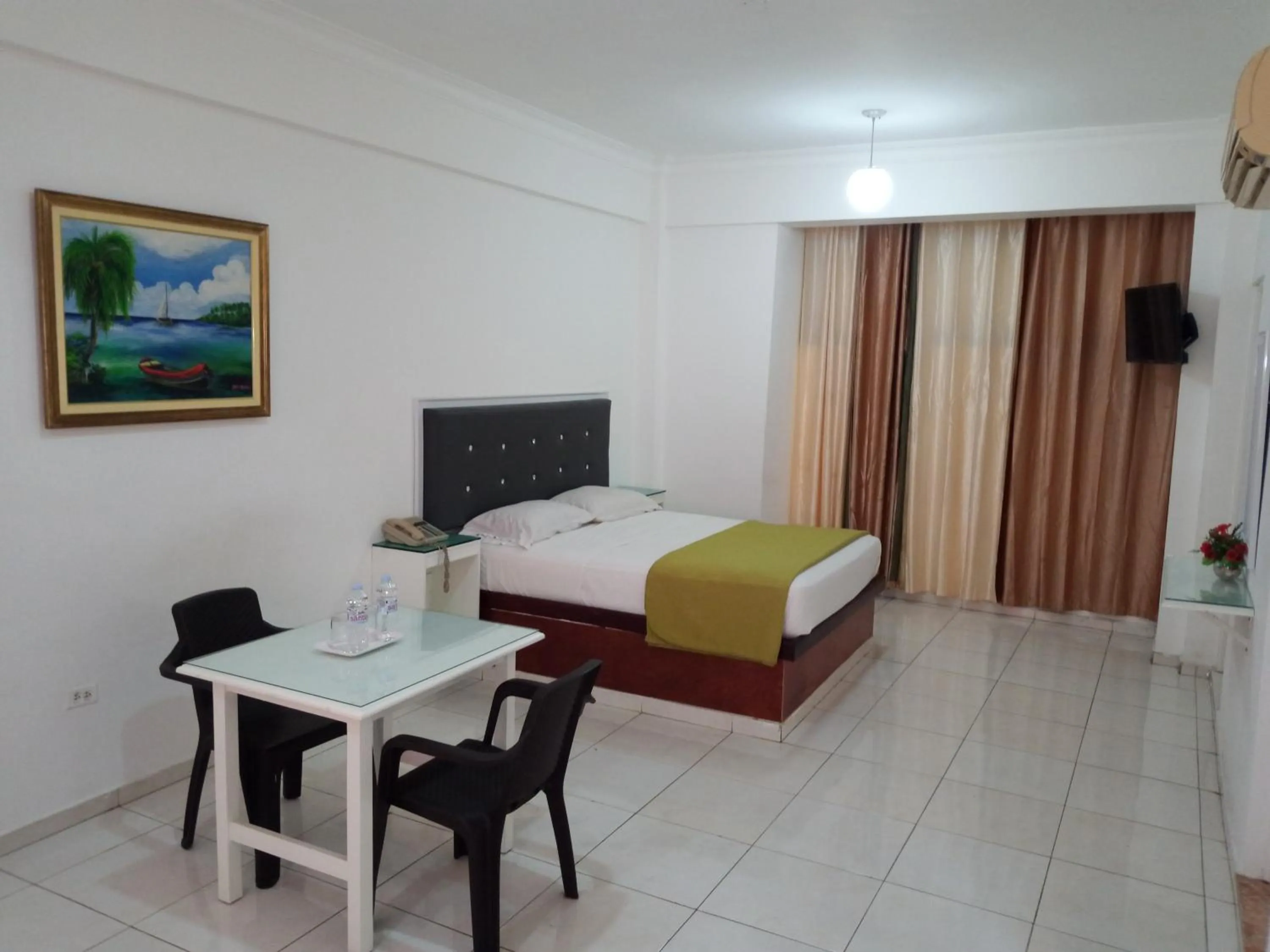 Junior Suite in Royal Palace Hotel