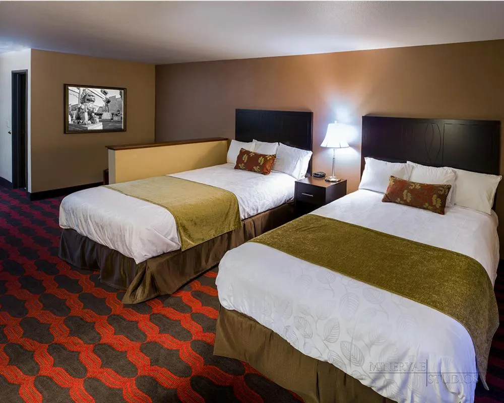 Queen Room with Two Queen Beds in Americas Best Value Inn & Suites-Forest Grove/Hillsboro