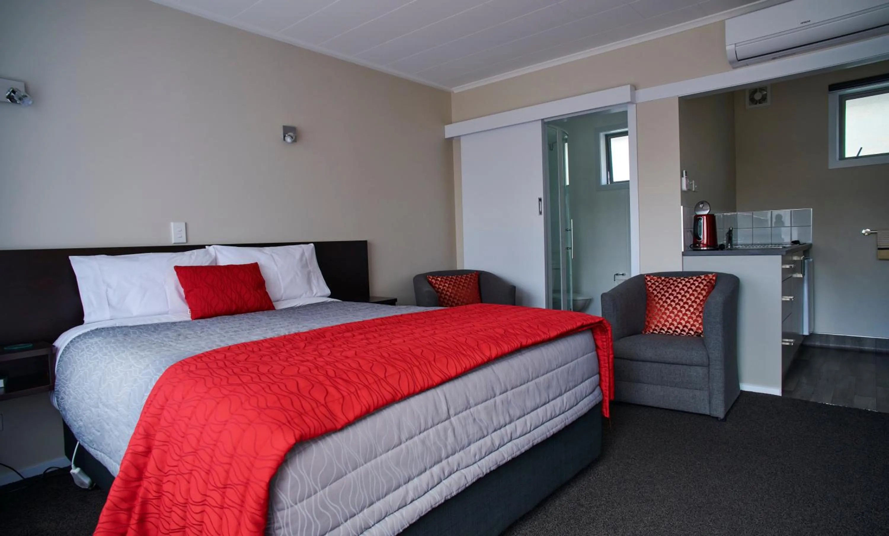 Executive Studio in Aachen Place Motel