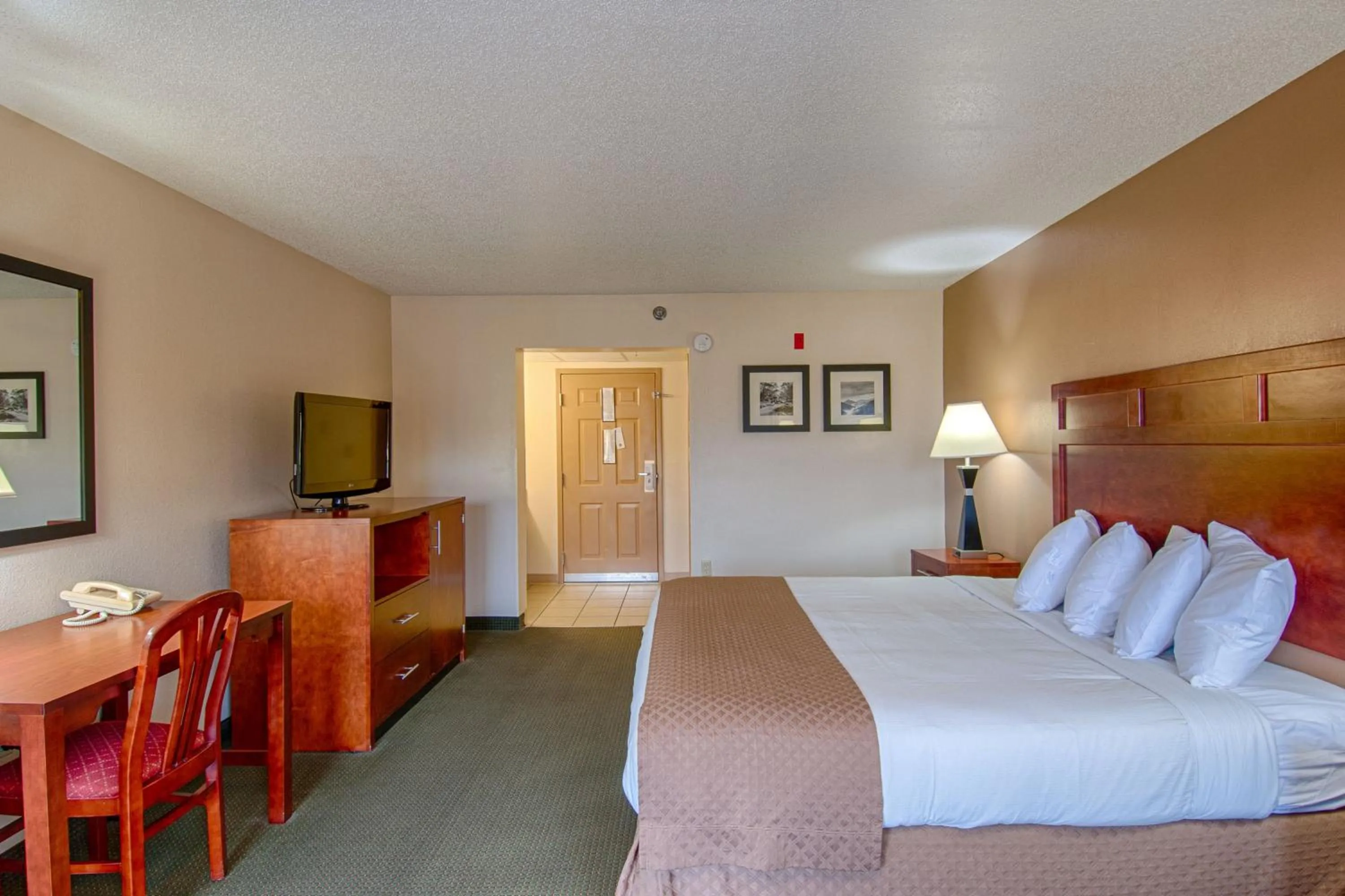 King Room in Park Tower Inn