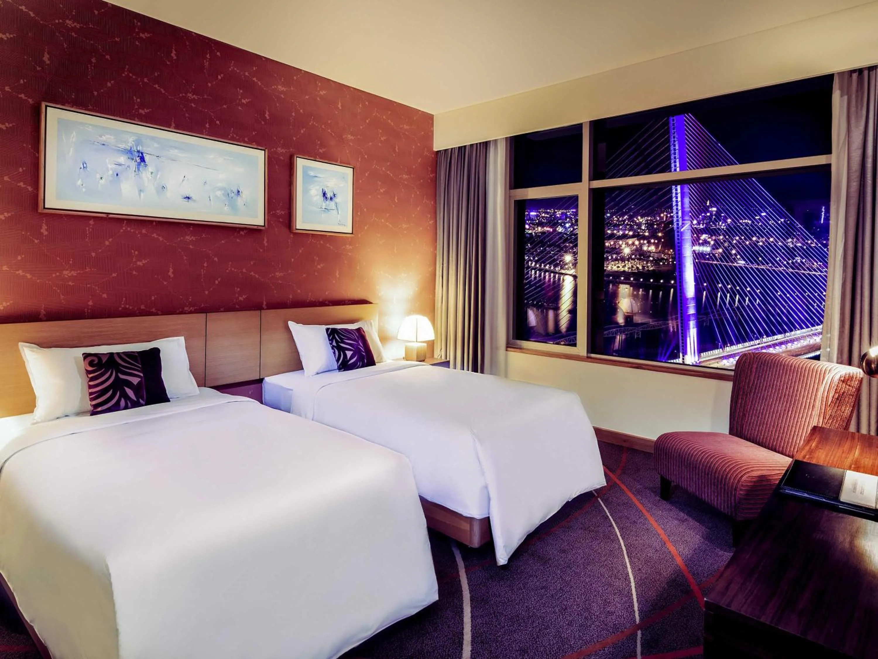 Deluxe Twin Room with River view - High floor with Executive Lounge access in Grand Mercure Danang