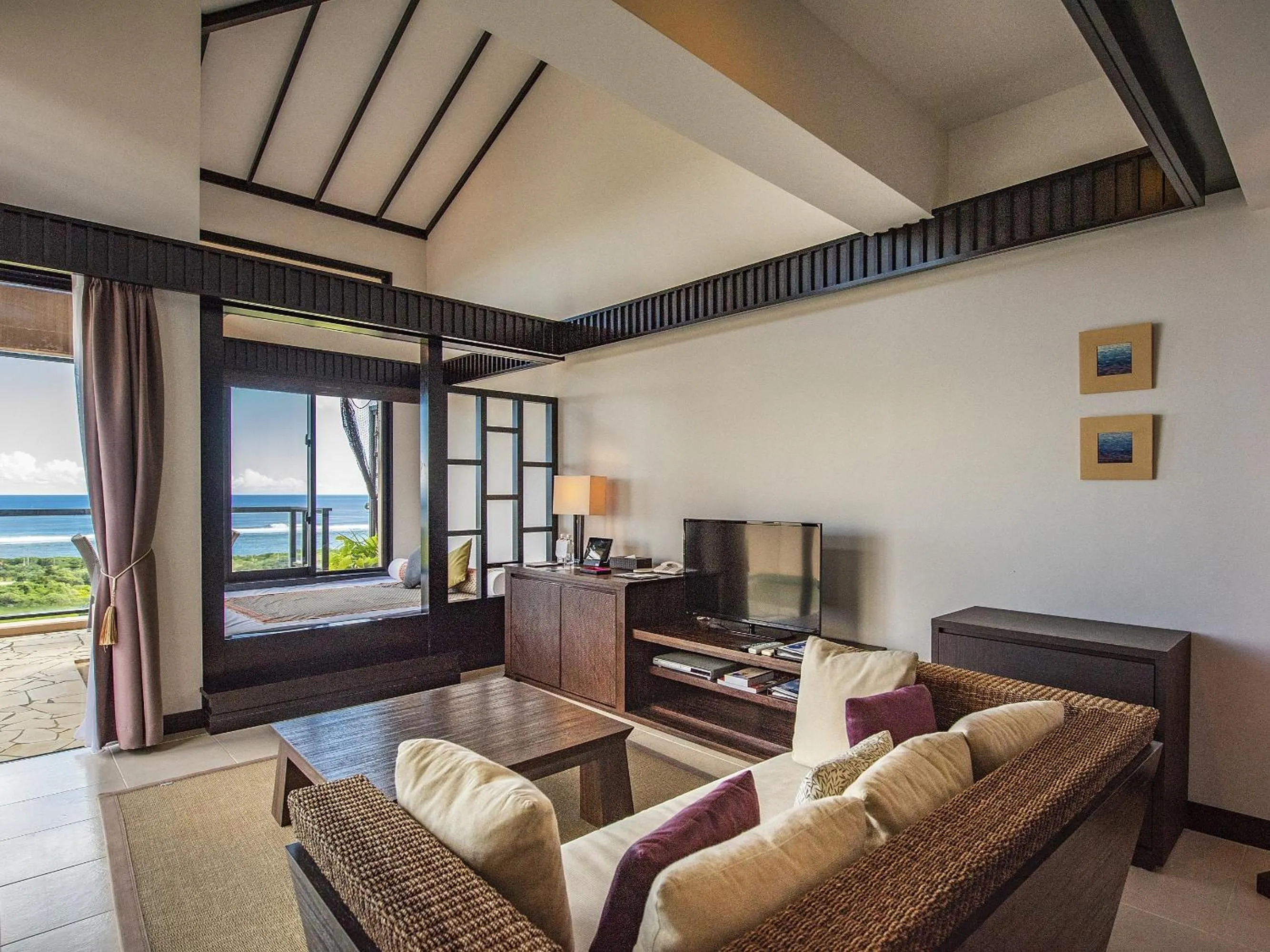 Pool Villa Lagoon Suite Double Room Lagoon building - Non-Smoking in Shigira Bayside Suite Allamanda