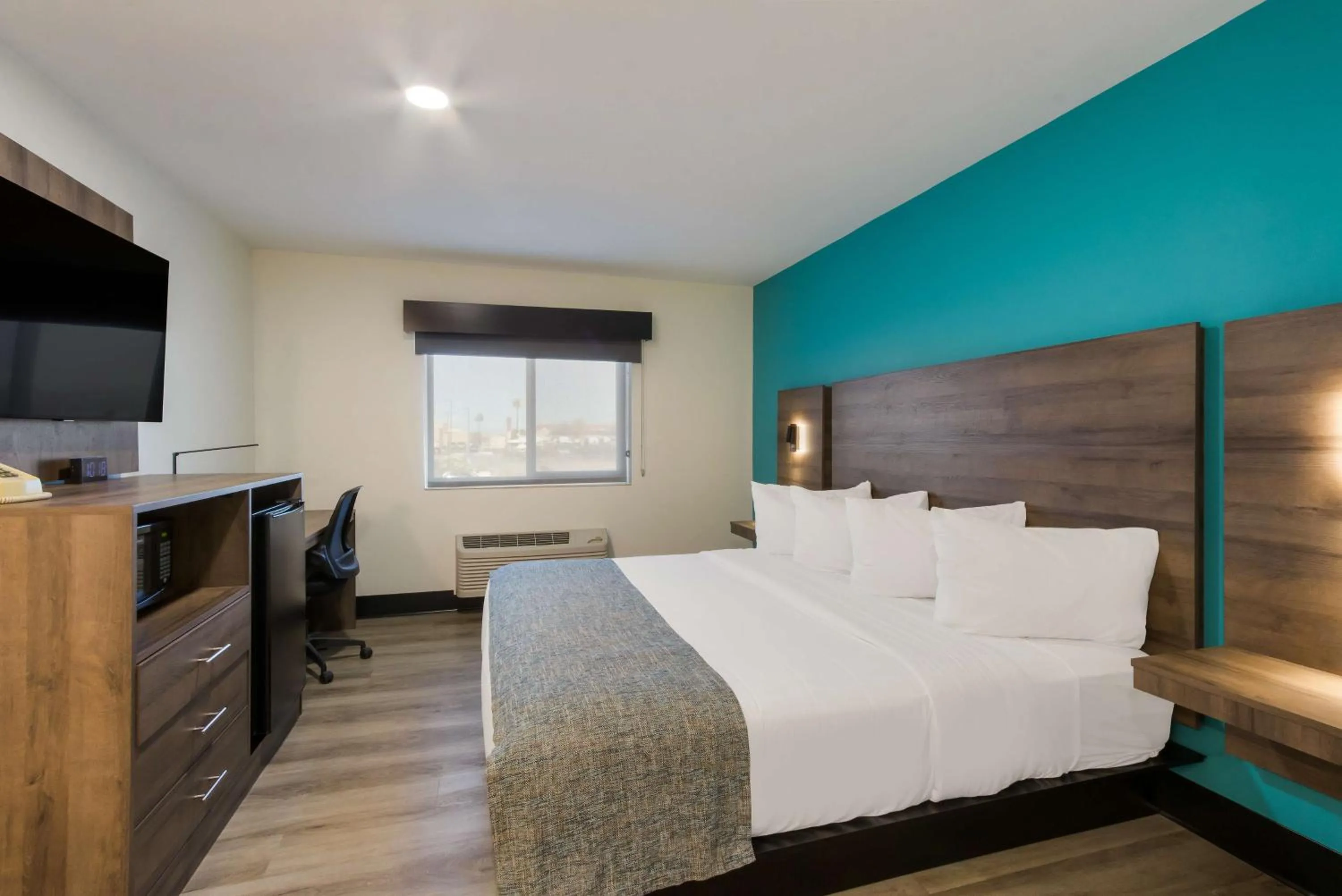 King Room - Non-Smoking in SureStay by Best Western Camp Verde