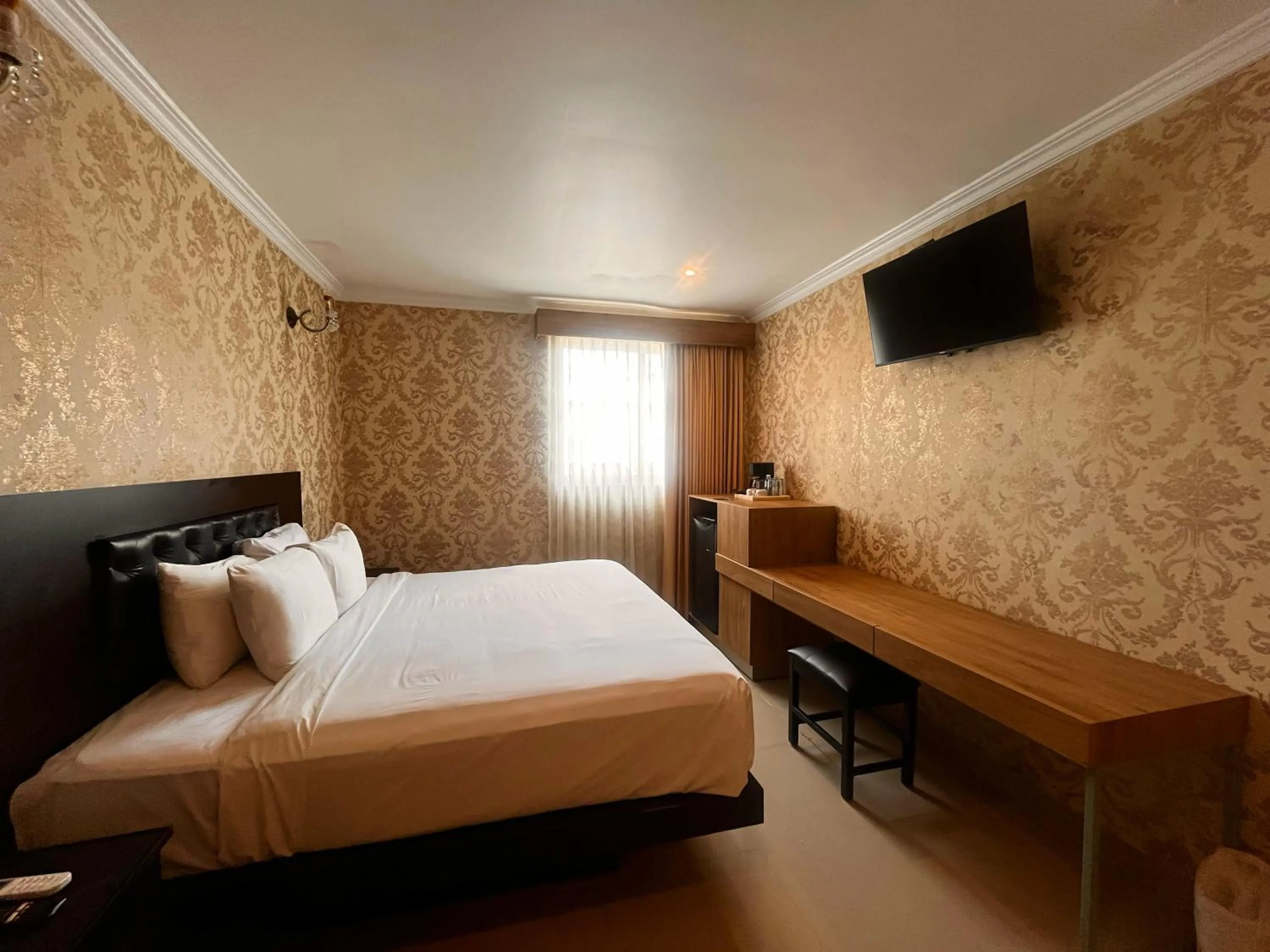 Standard King Room in Hotel Palacio Maya