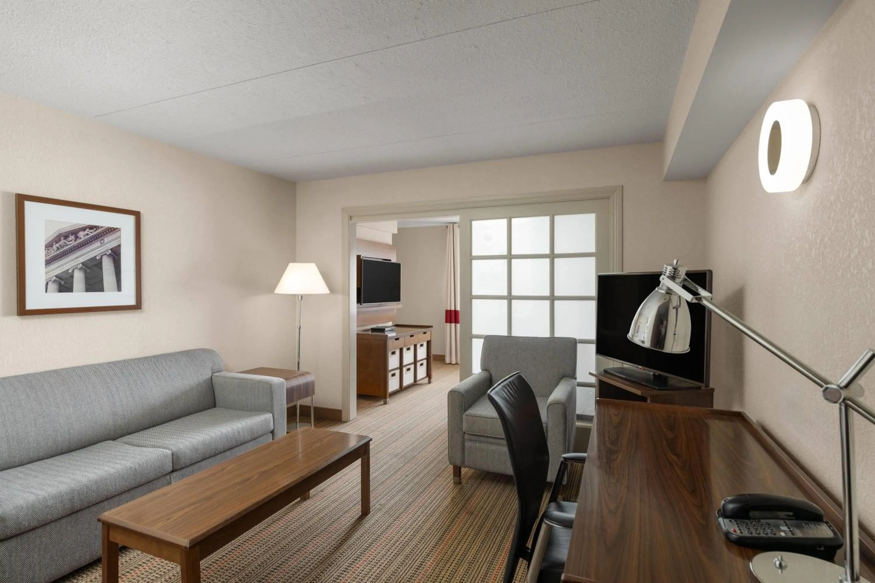 King Suite - Non-Smoking in Lakeview Signature, Trademark Collection by Wyndham