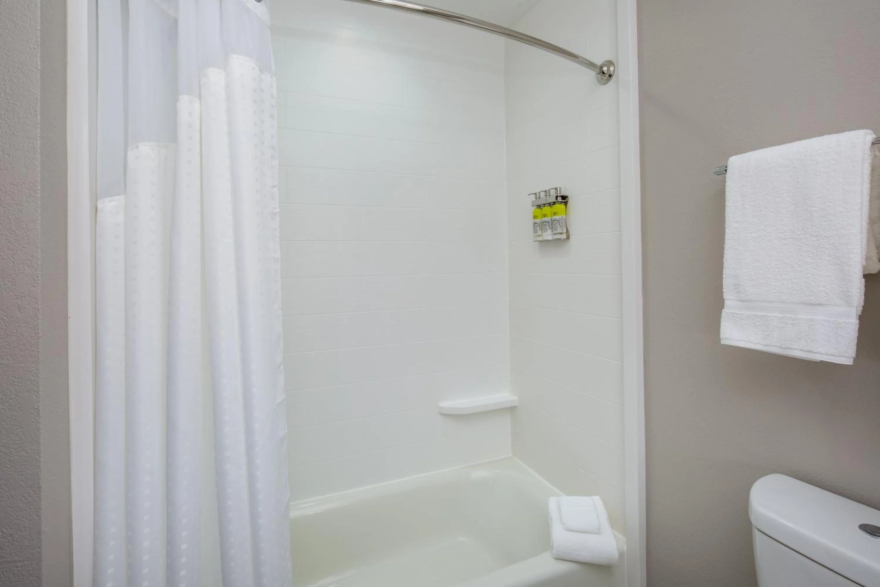 Queen Suite in Holiday Inn Express Surprise by IHG