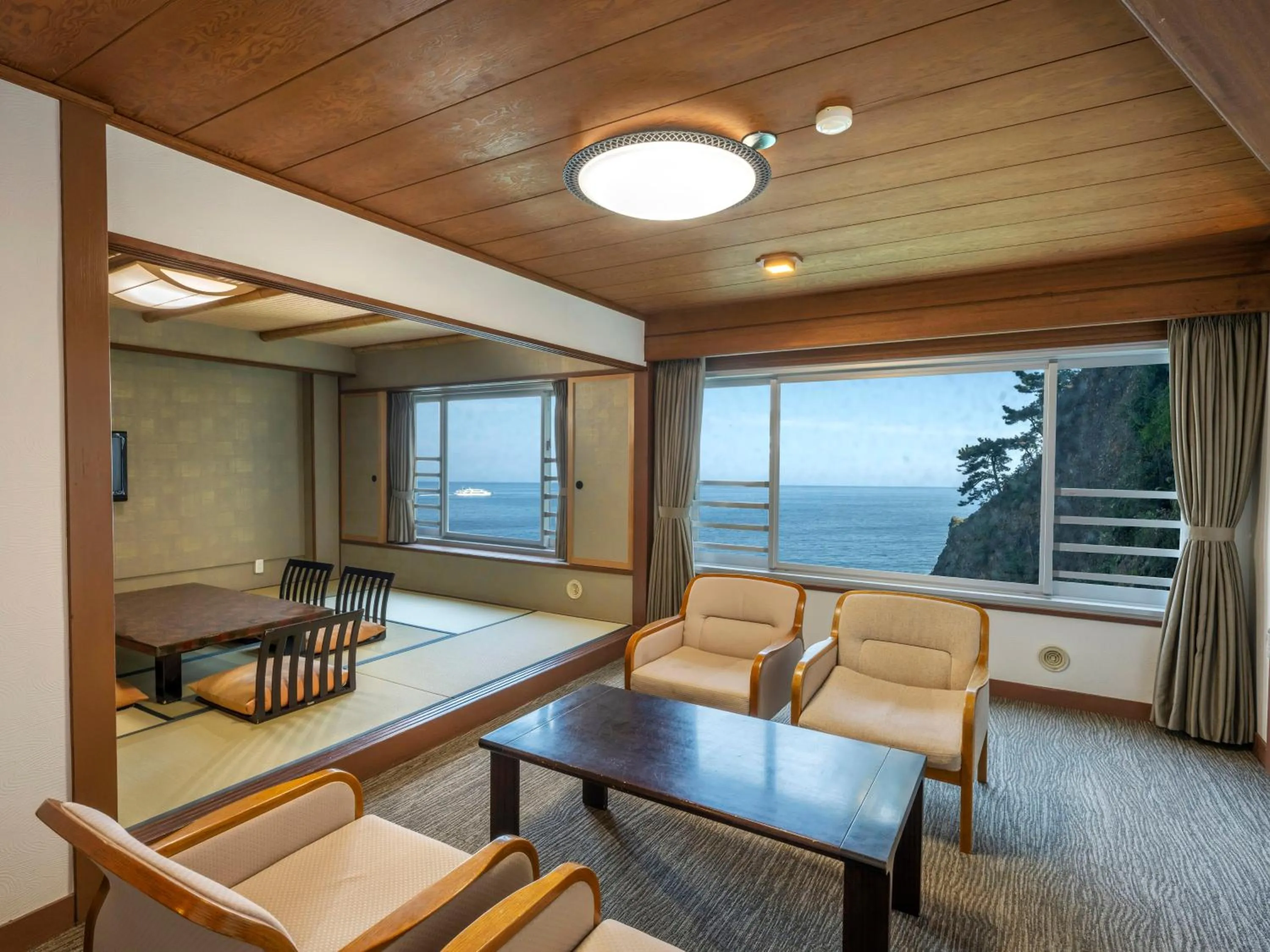OCEAN Junior Suite Room - single occupancy - Non-Smoking in Hotel New Akao