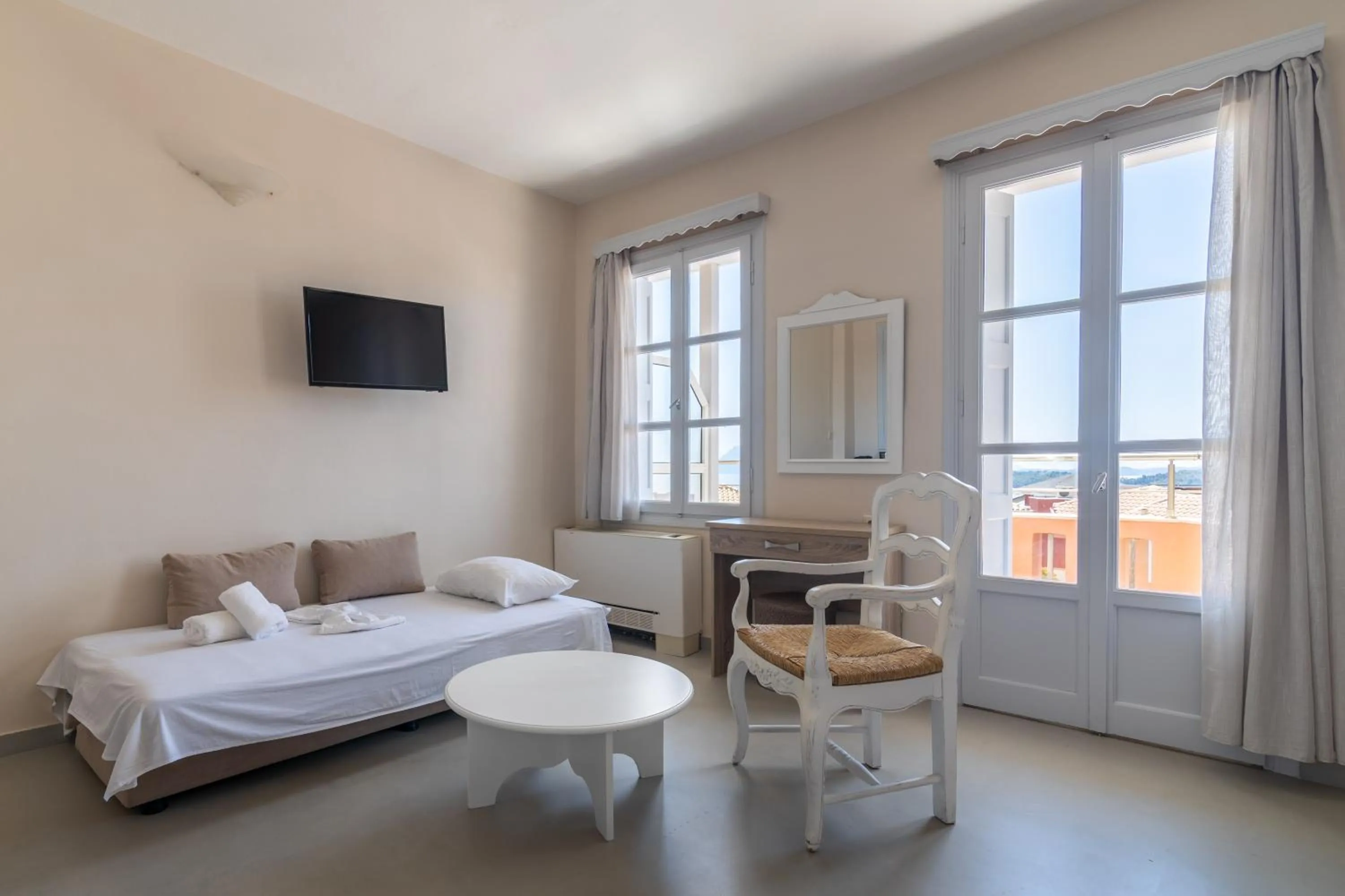 Classic Double Room with Side Sea View in Red Tower Hotel