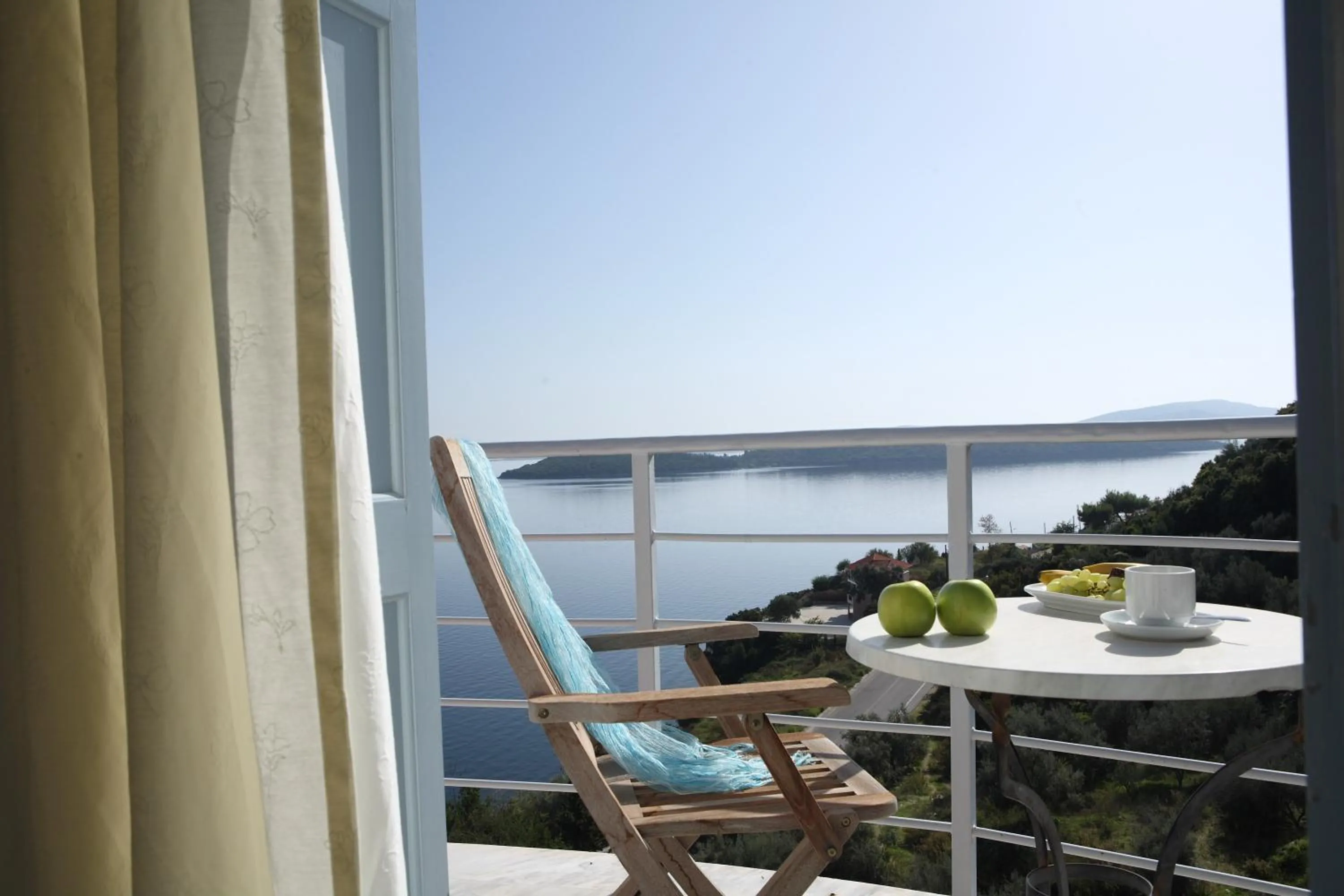 Red Tower 2-Bedroom Suite Sea View in Red Tower Hotel