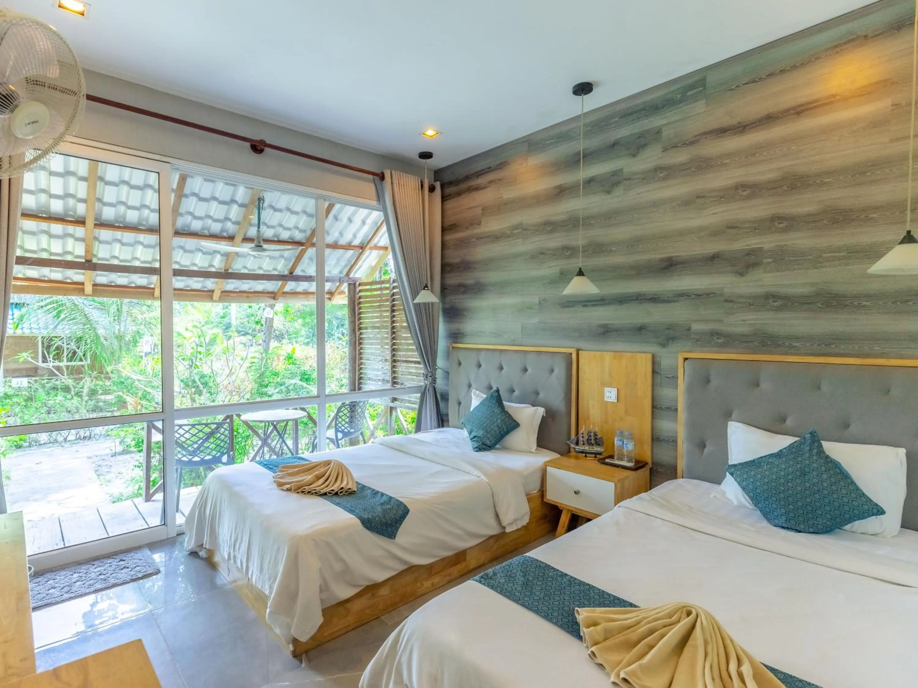 Twin Room in Sara Resort