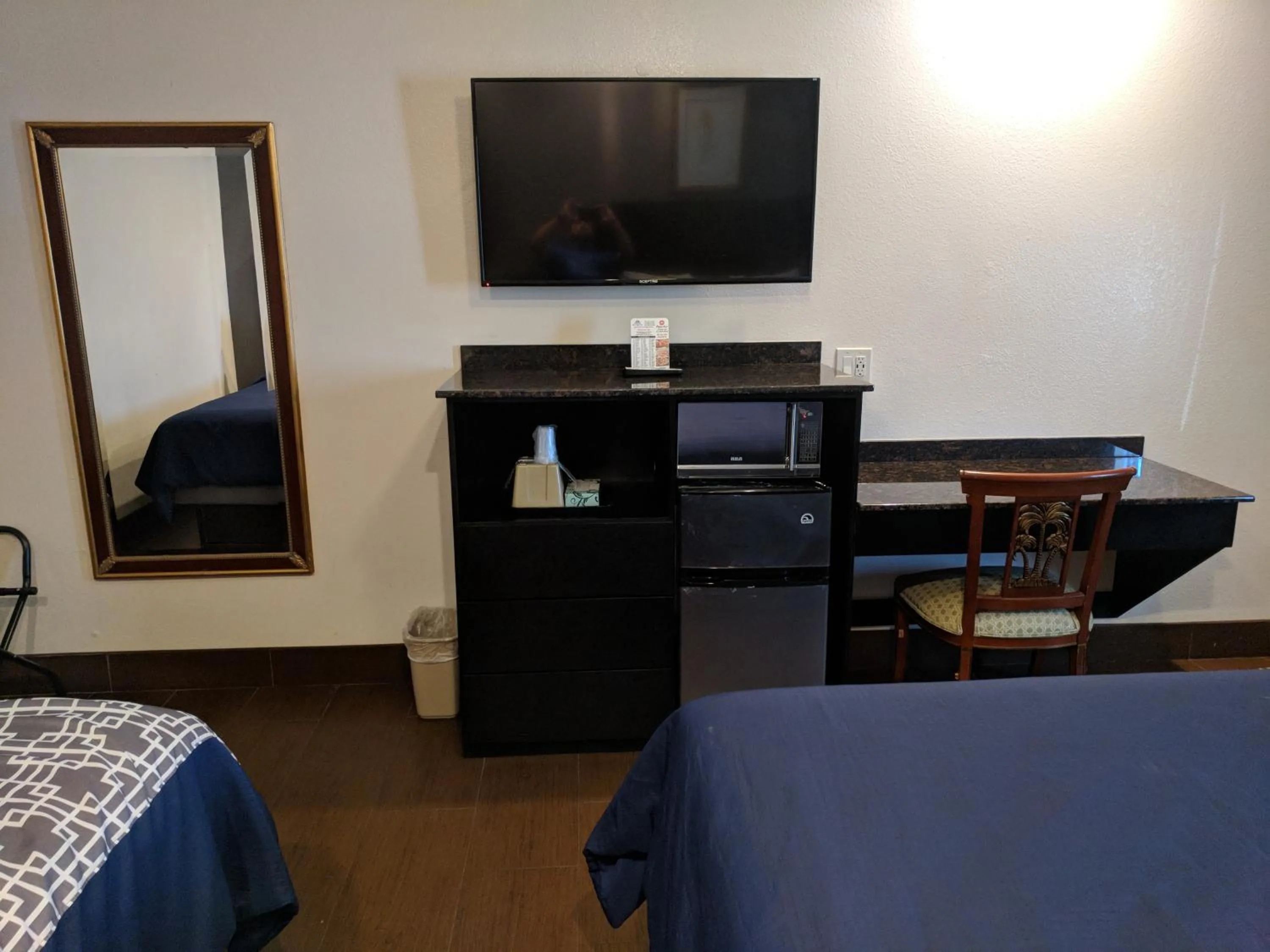 Queen Room with Two Queen Beds - Non-Smoking in Americas Best Value Inn - Brownsville