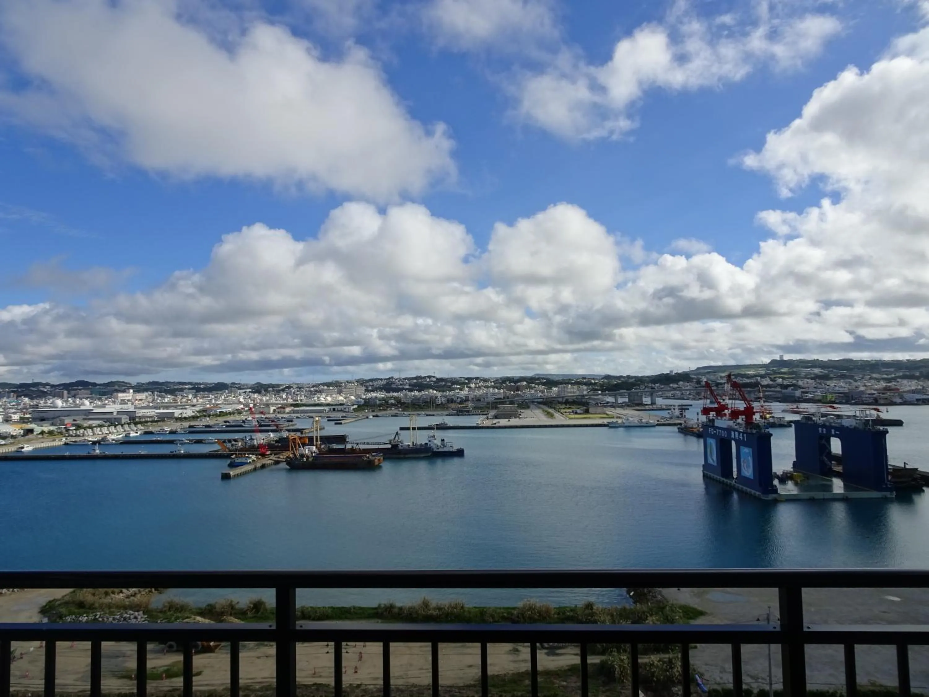 Deluxe Room with Harbor View - 6-7F in Southern Beach Hotel & Resort