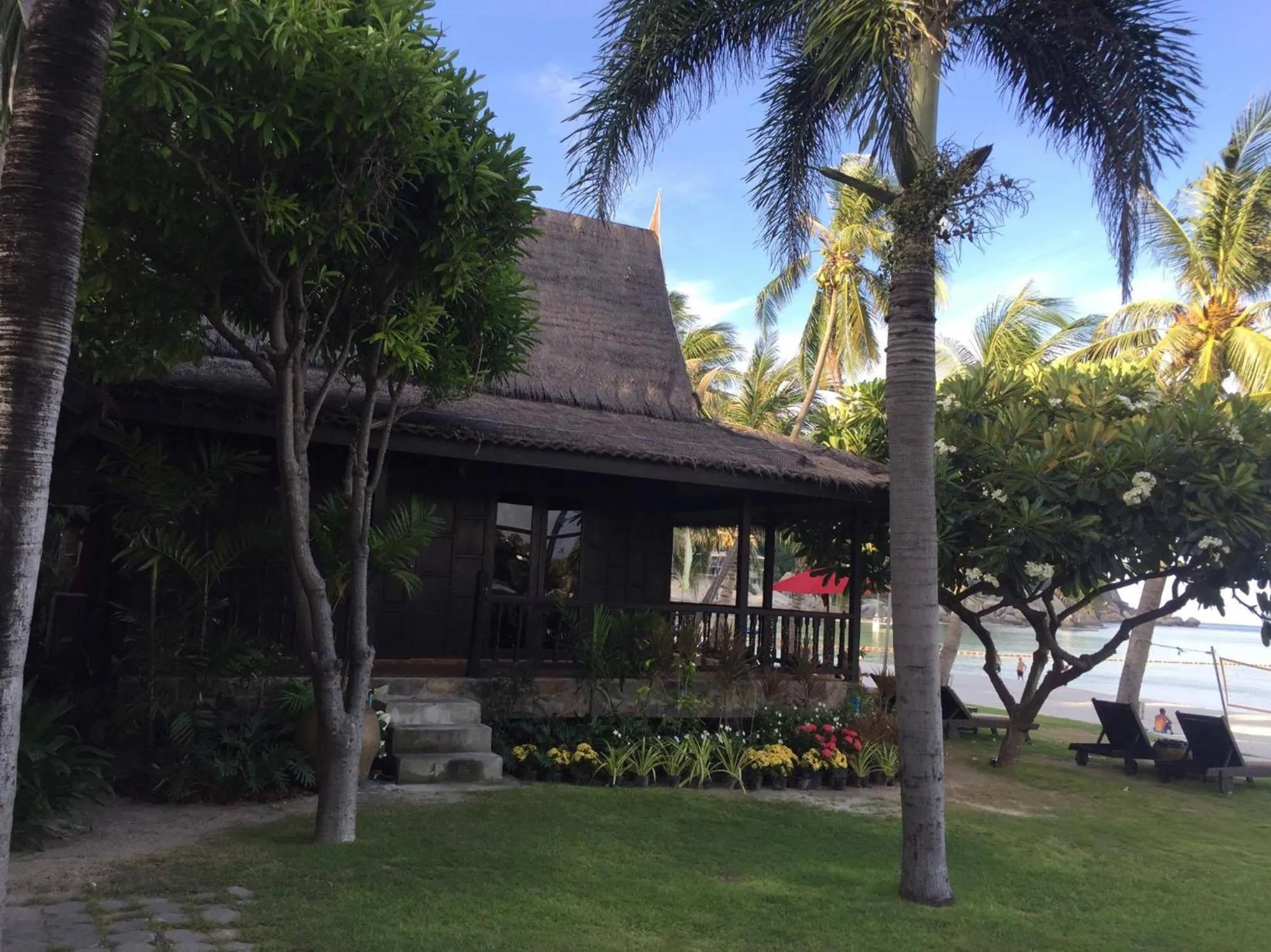 Bungalow - Beach Front in Tommy Resort