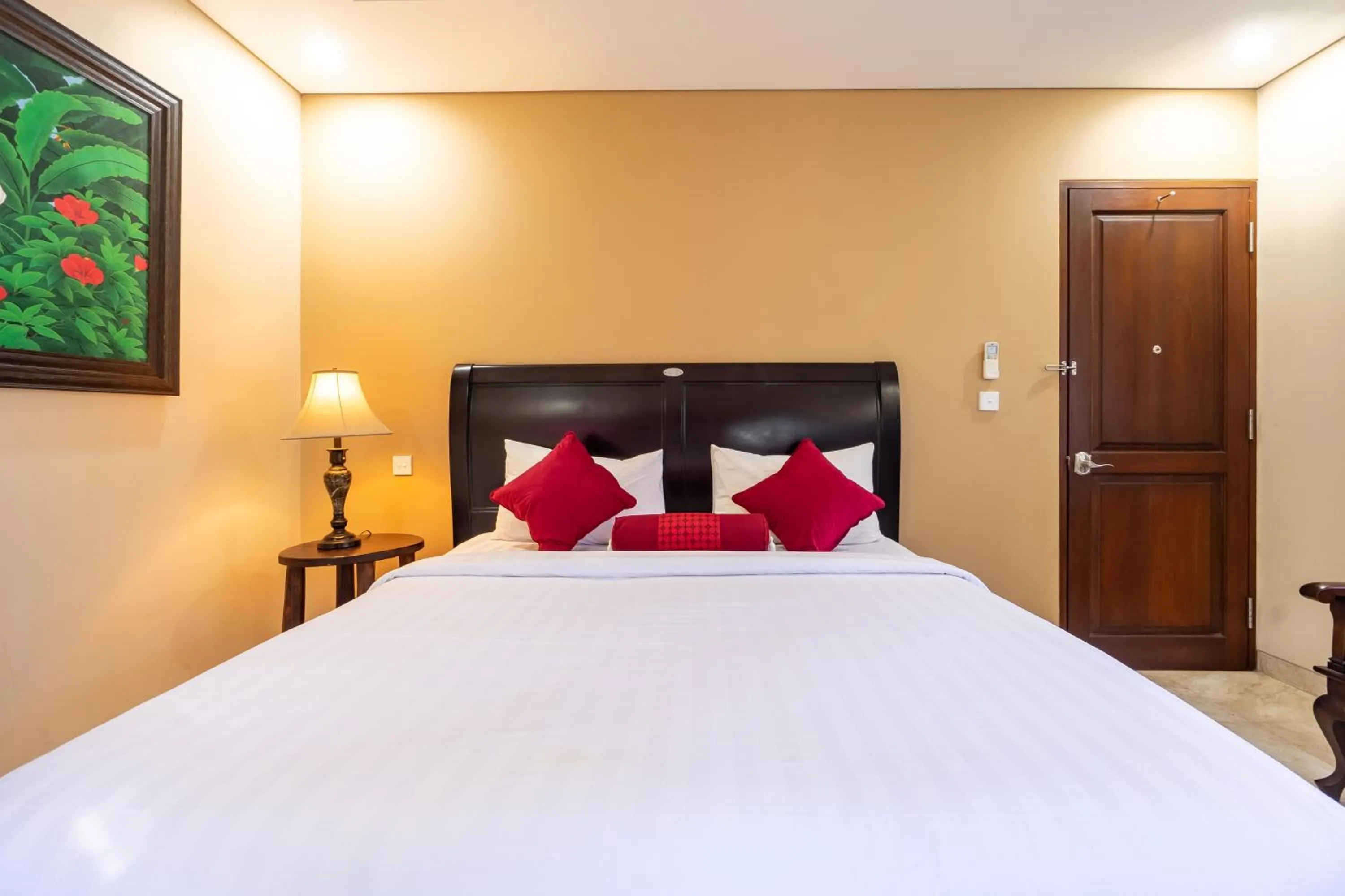 Double Room with Pool View in Kecik Inn