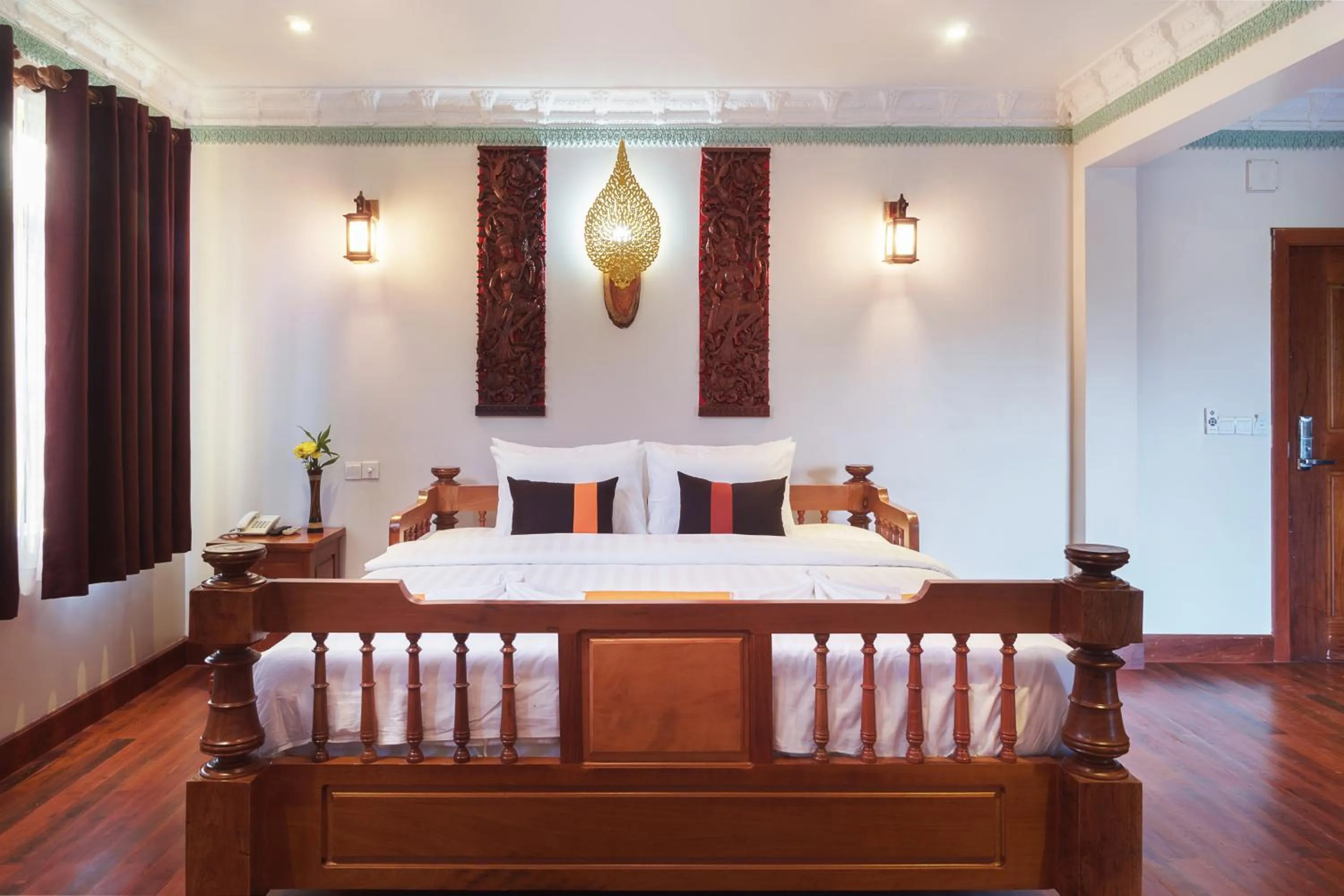 Family Suite with Balcony in Hello Cambodia Boutique