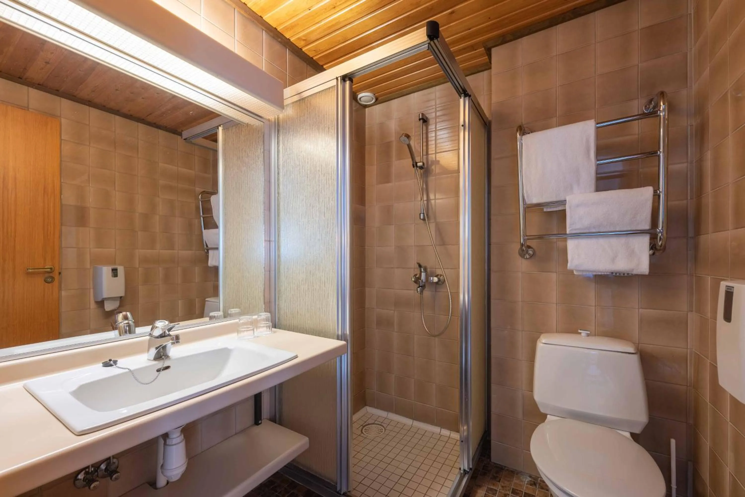 Standard Twin Room in Hotel Ivalo