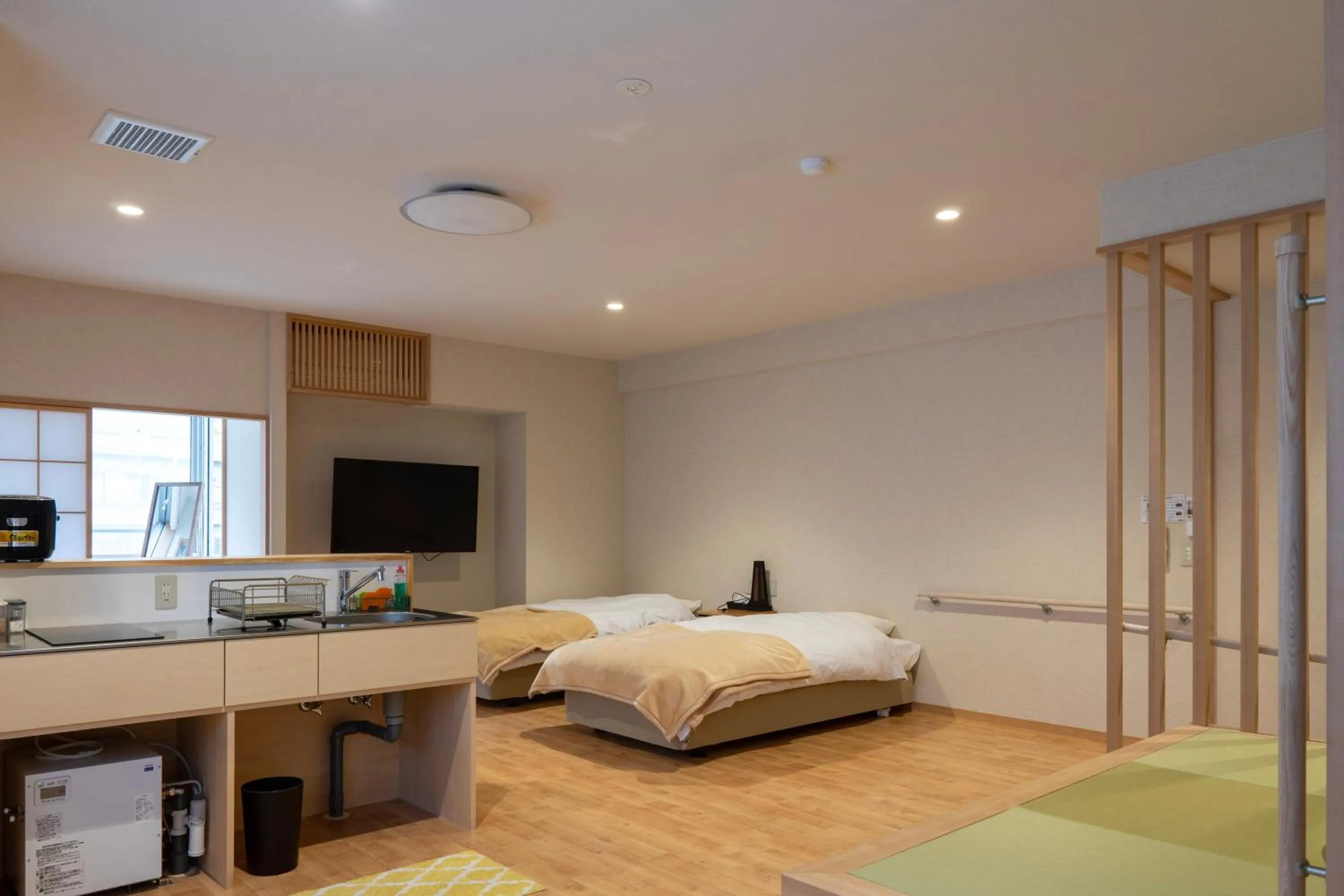 Suite with Hot Tub in YUMORI ONSEN HOSTEL