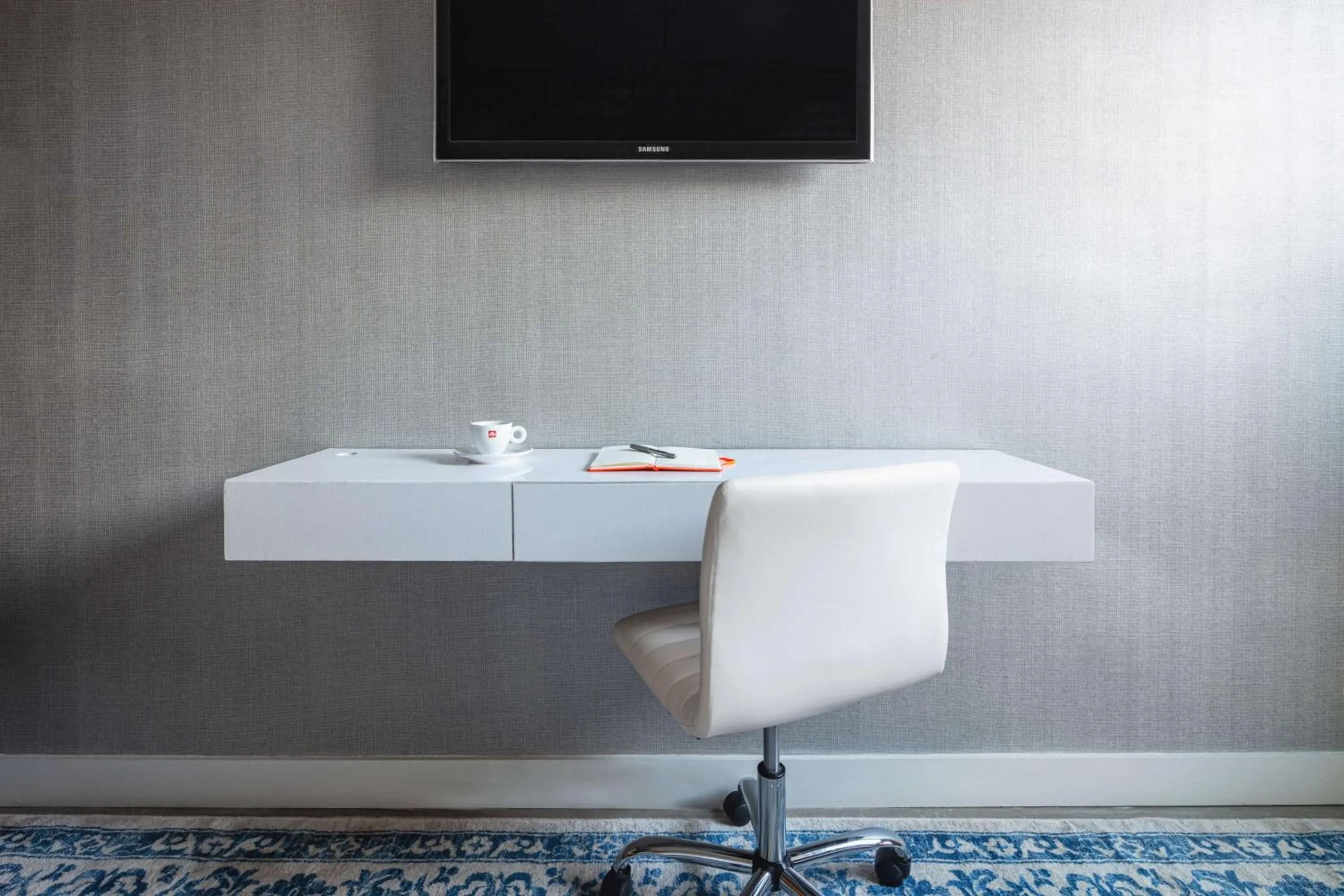 King Room - Silver in Dream Downtown, by Hyatt