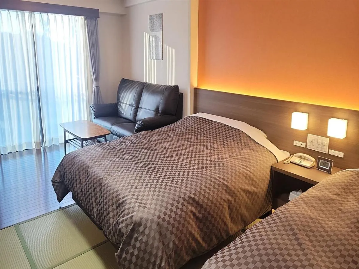 Twin Room with Shared Bathroom in Maple Arima