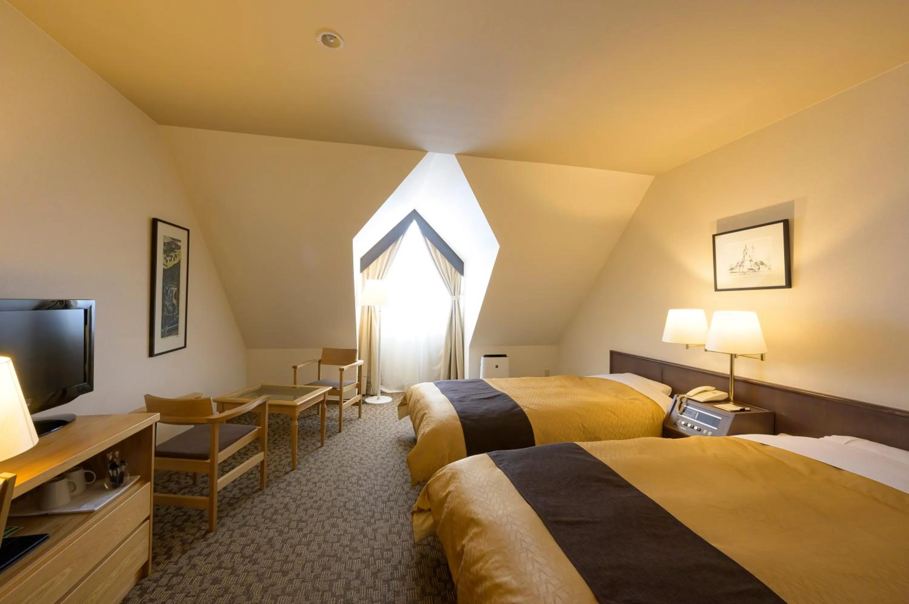 Twin Room - Non-Smoking in Hotel Edel Warme