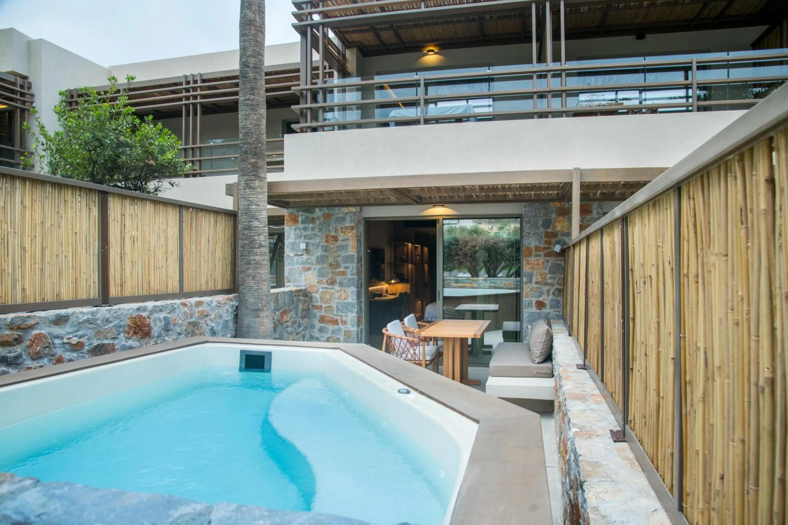 Classic Double Garden View Outdoor Hot Tub in KING MINOS RETREAT Resort & Spa