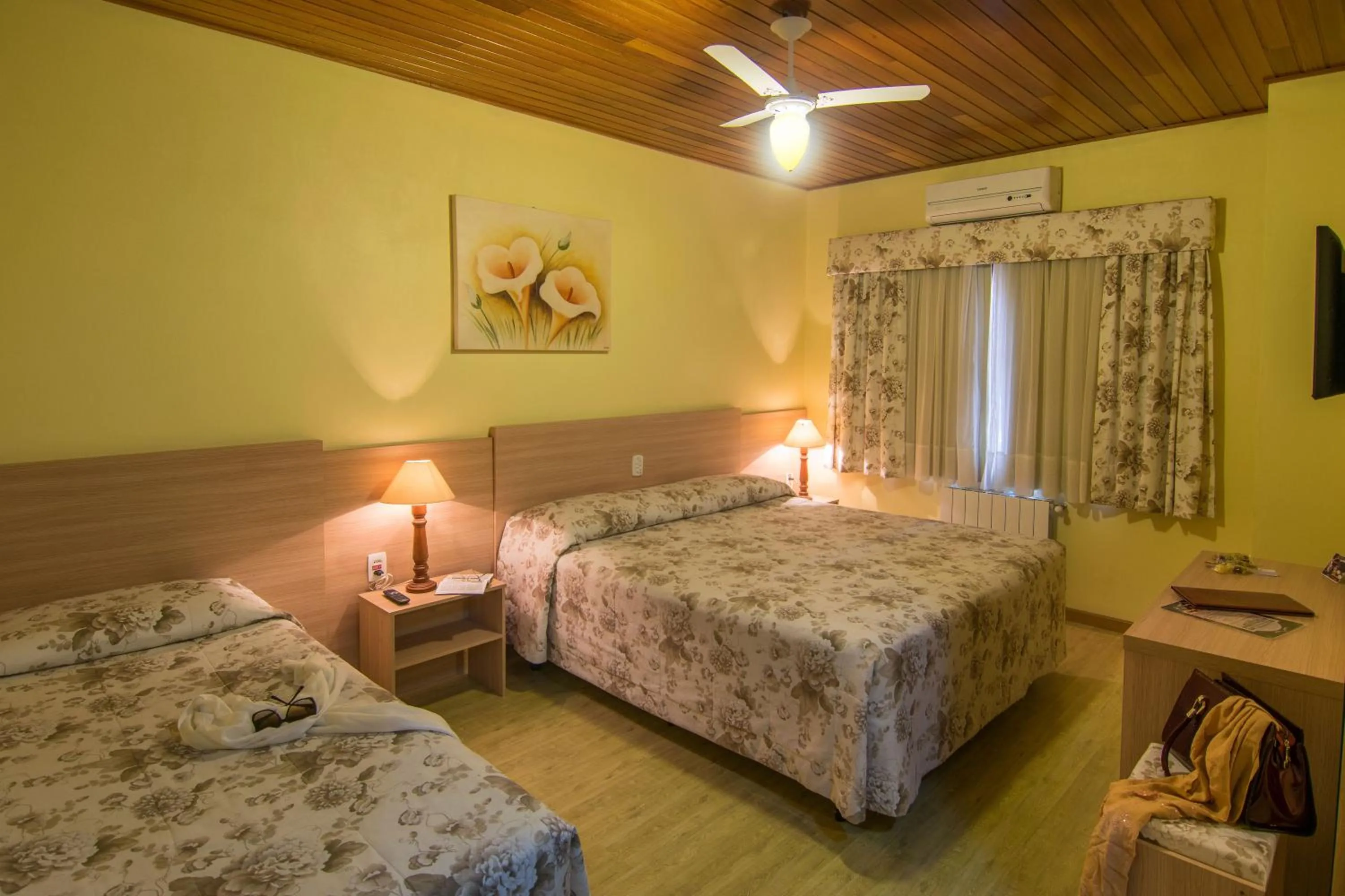 Deluxe Triple Room in Hotel Sky Gramado
