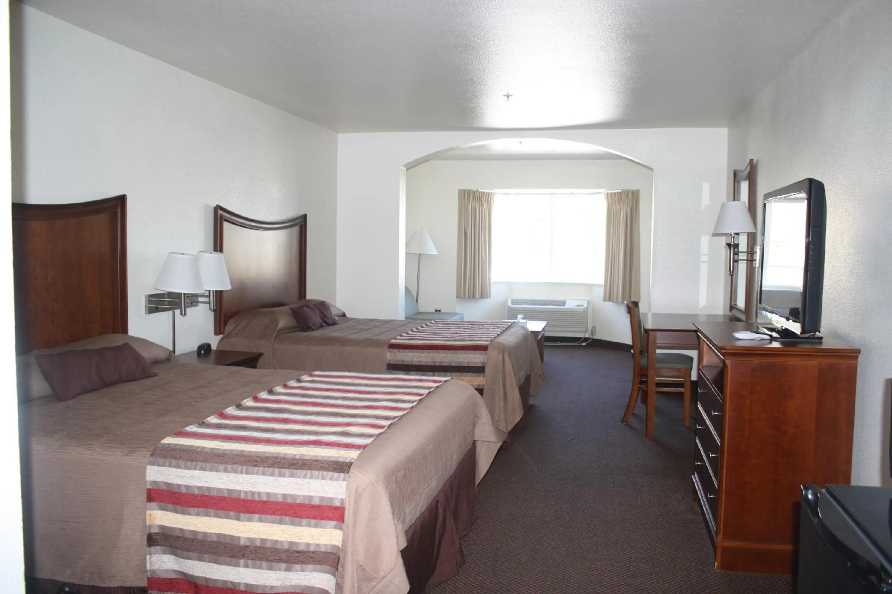 Queen Room with Two Queen Beds in Airport Inn