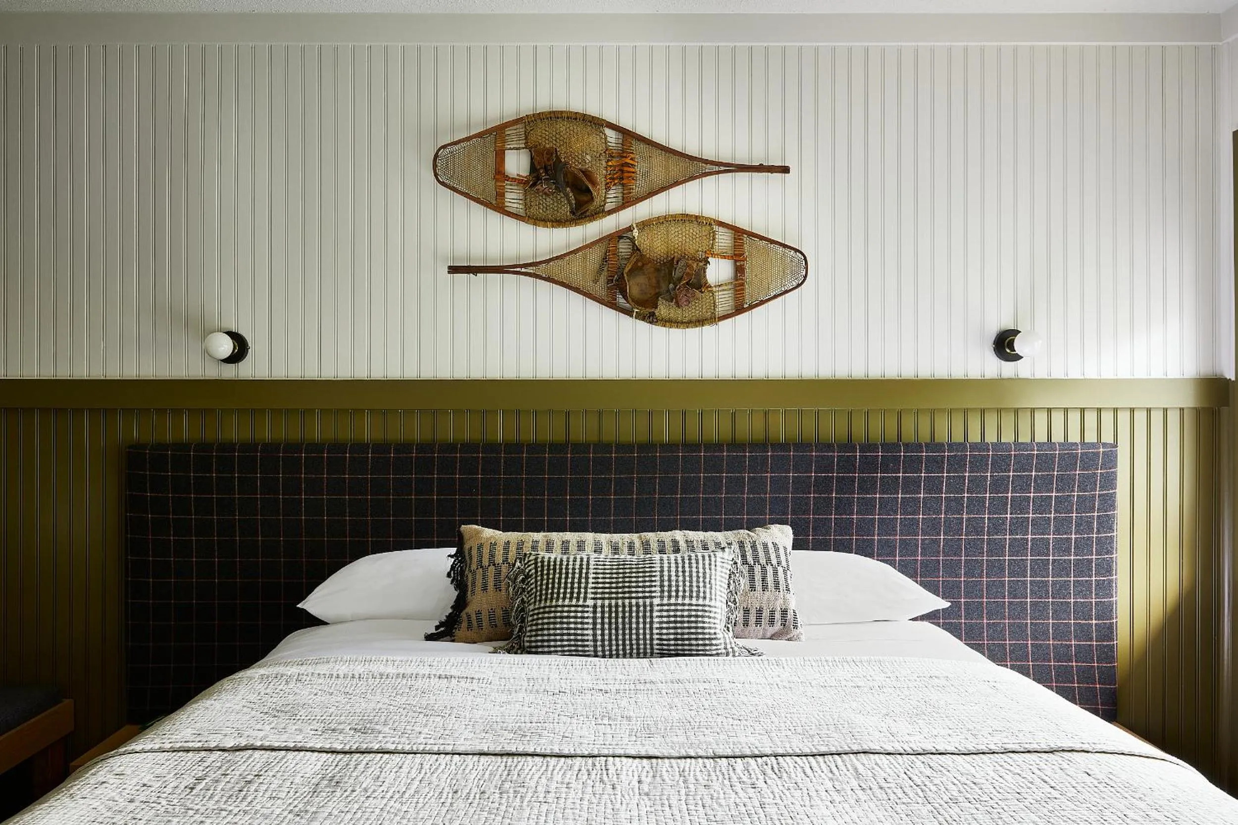 King Room - Disability Access in A Hotel Inn Sunapee