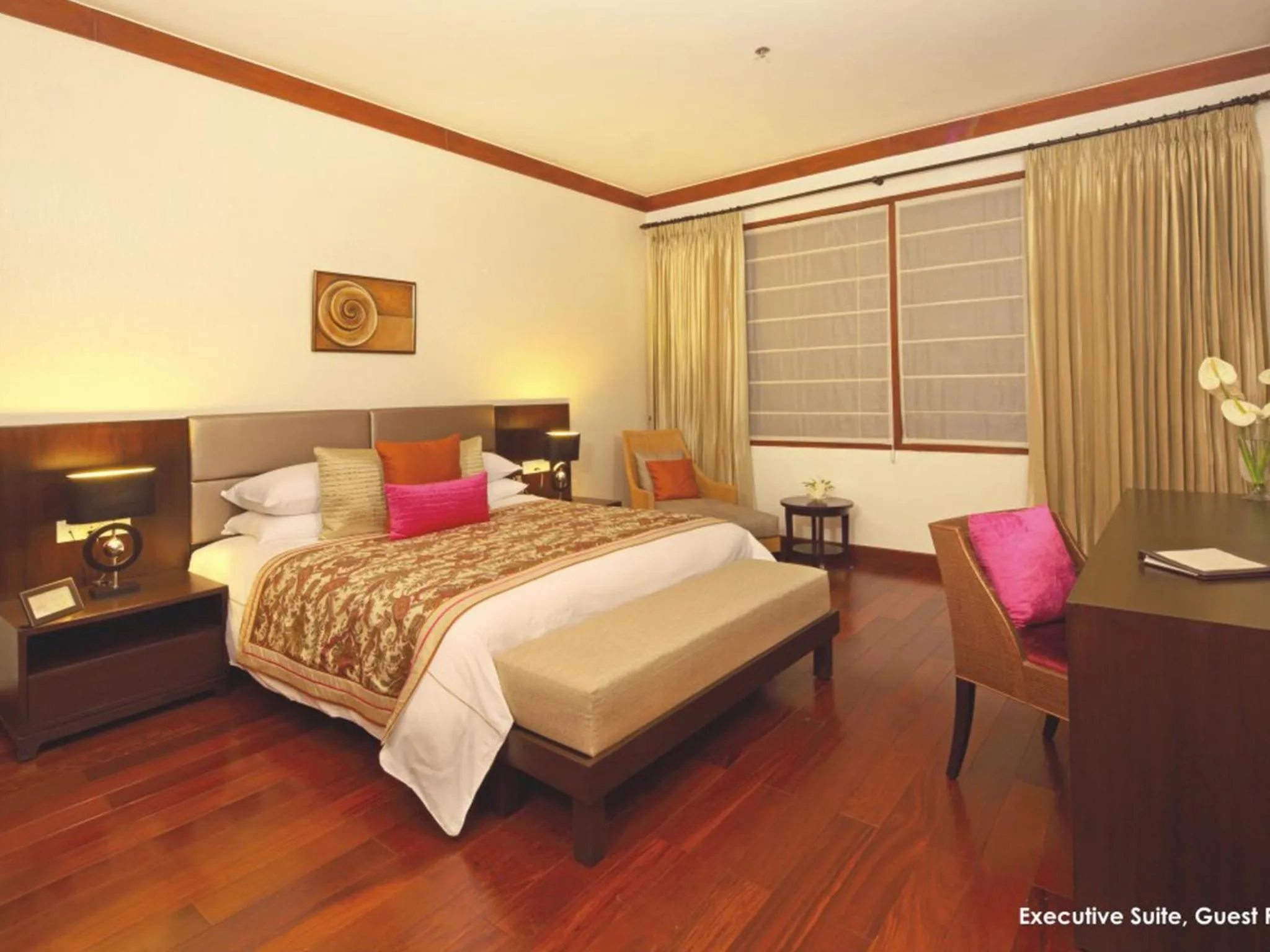 Executive Suite in Jaypee Greens Golf and Spa Resort