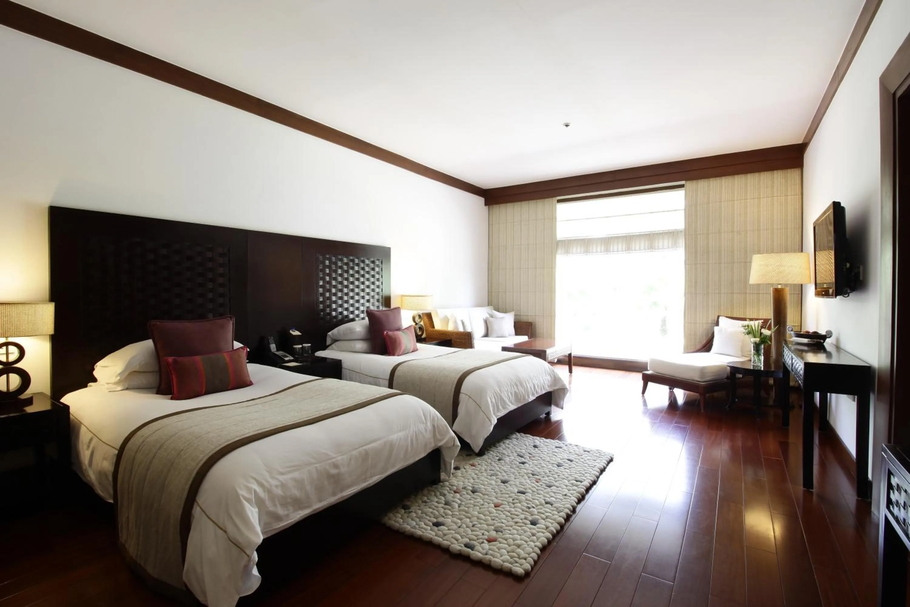 Deluxe Twin Room in Jaypee Greens Golf and Spa Resort