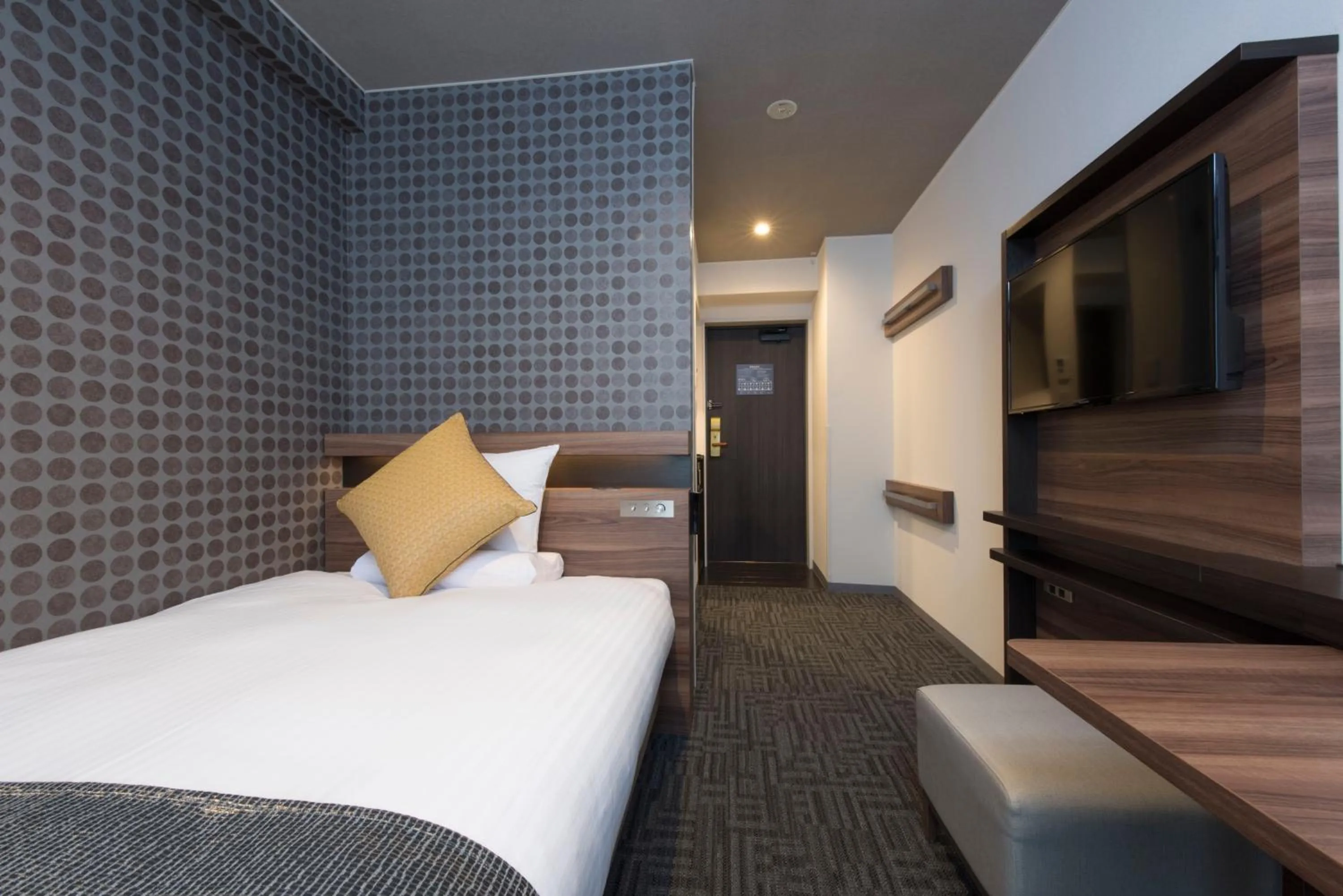 Double Room with Small Double Bed - single occupancy - Smoking in HOTEL MYSTAYS Gotanda