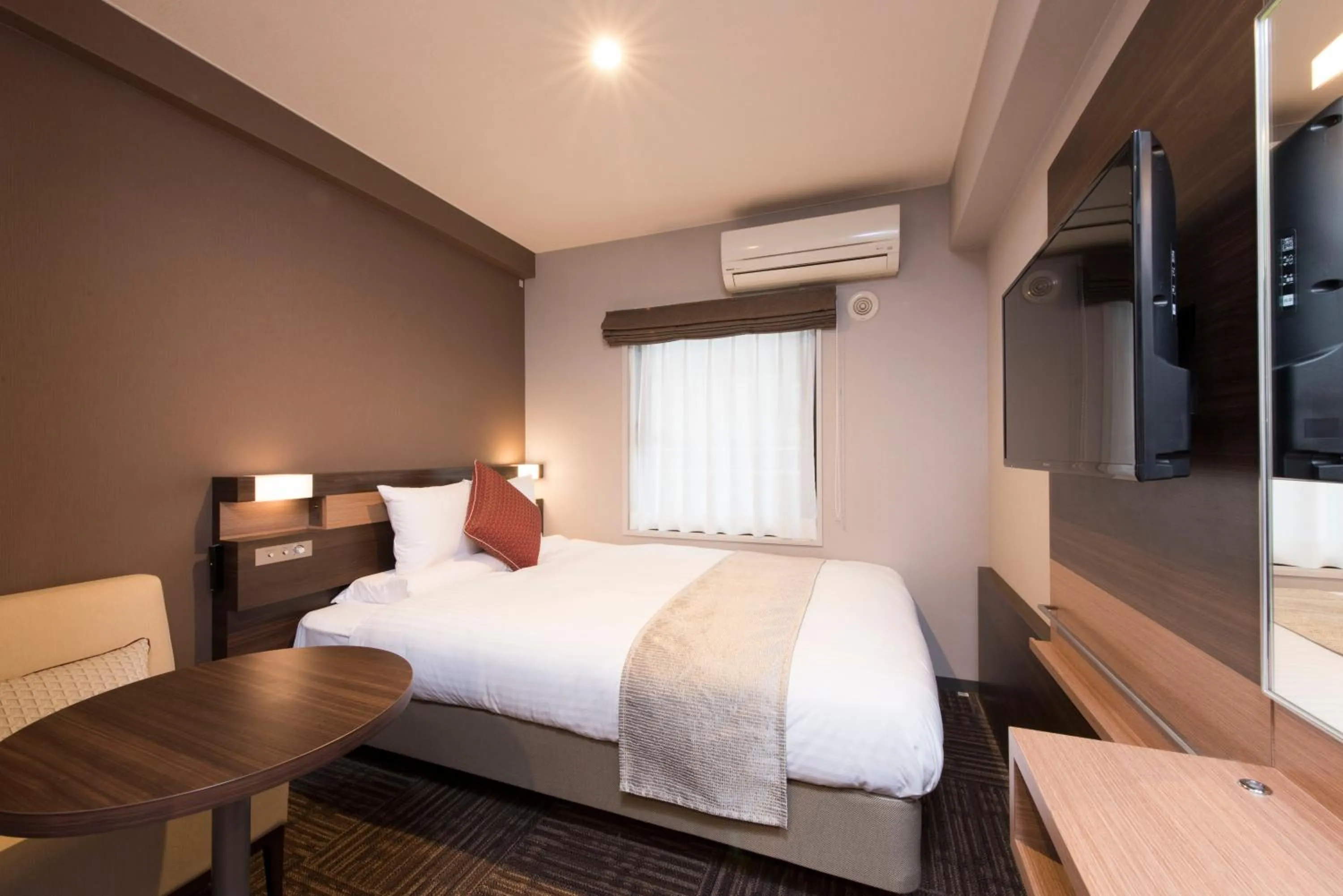 Standard Double - Smoking  in HOTEL MYSTAYS Gotanda