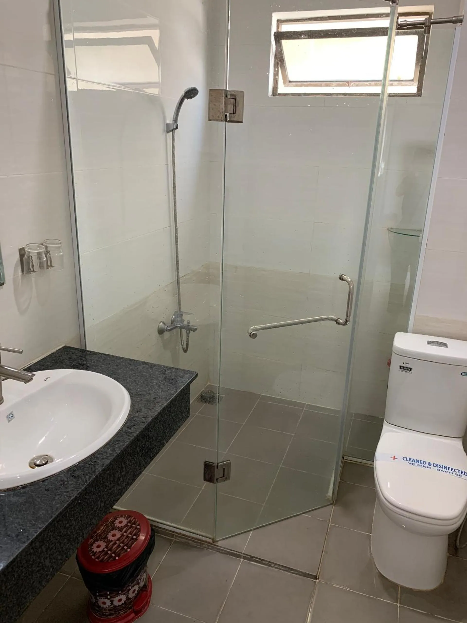 Deluxe Family Room in Rich Hotel