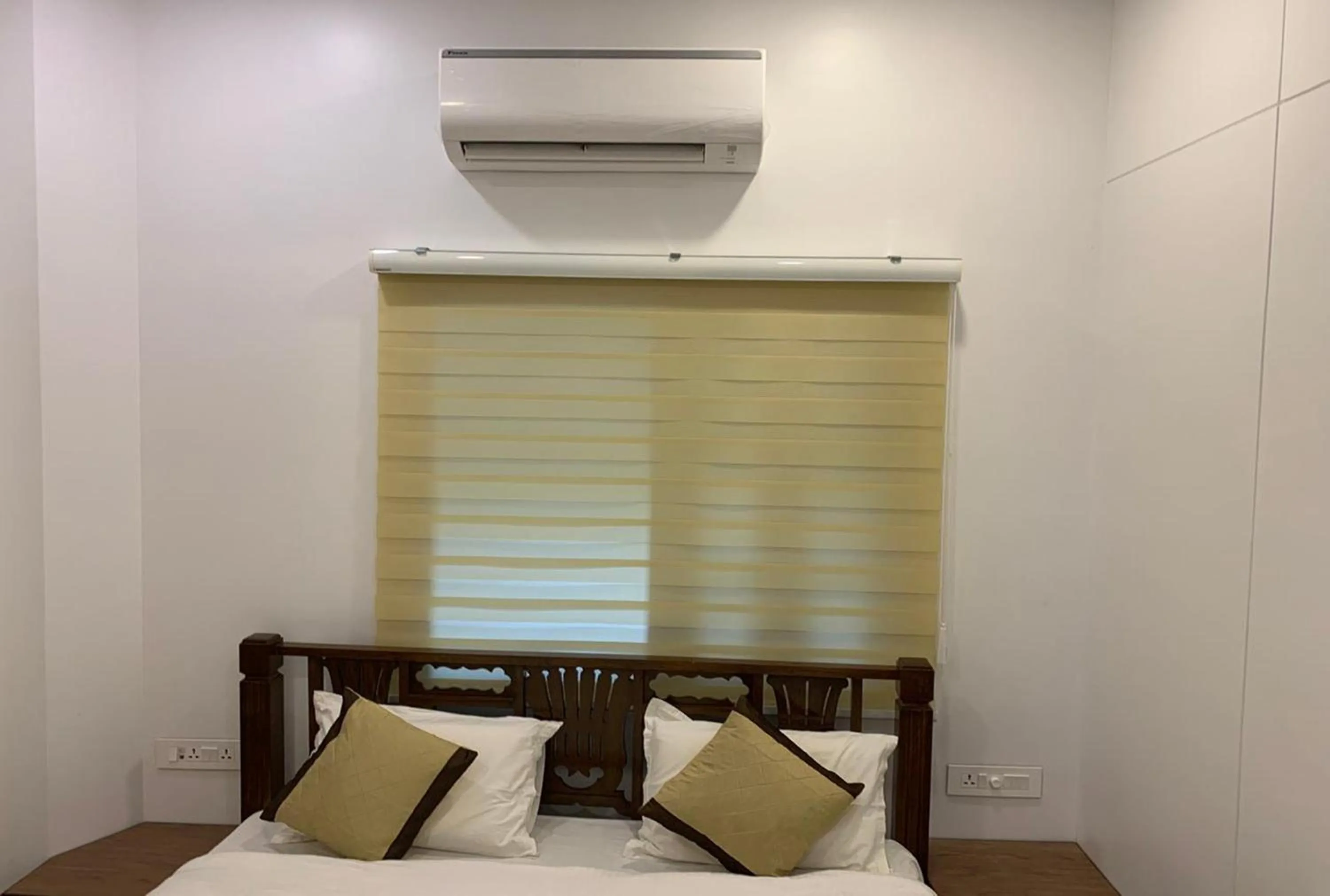 Superior Ac Double Room with Shared bathroom in Carlton Hotel Mumbai - Behind Taj Mahal Palace Colaba Mumbai