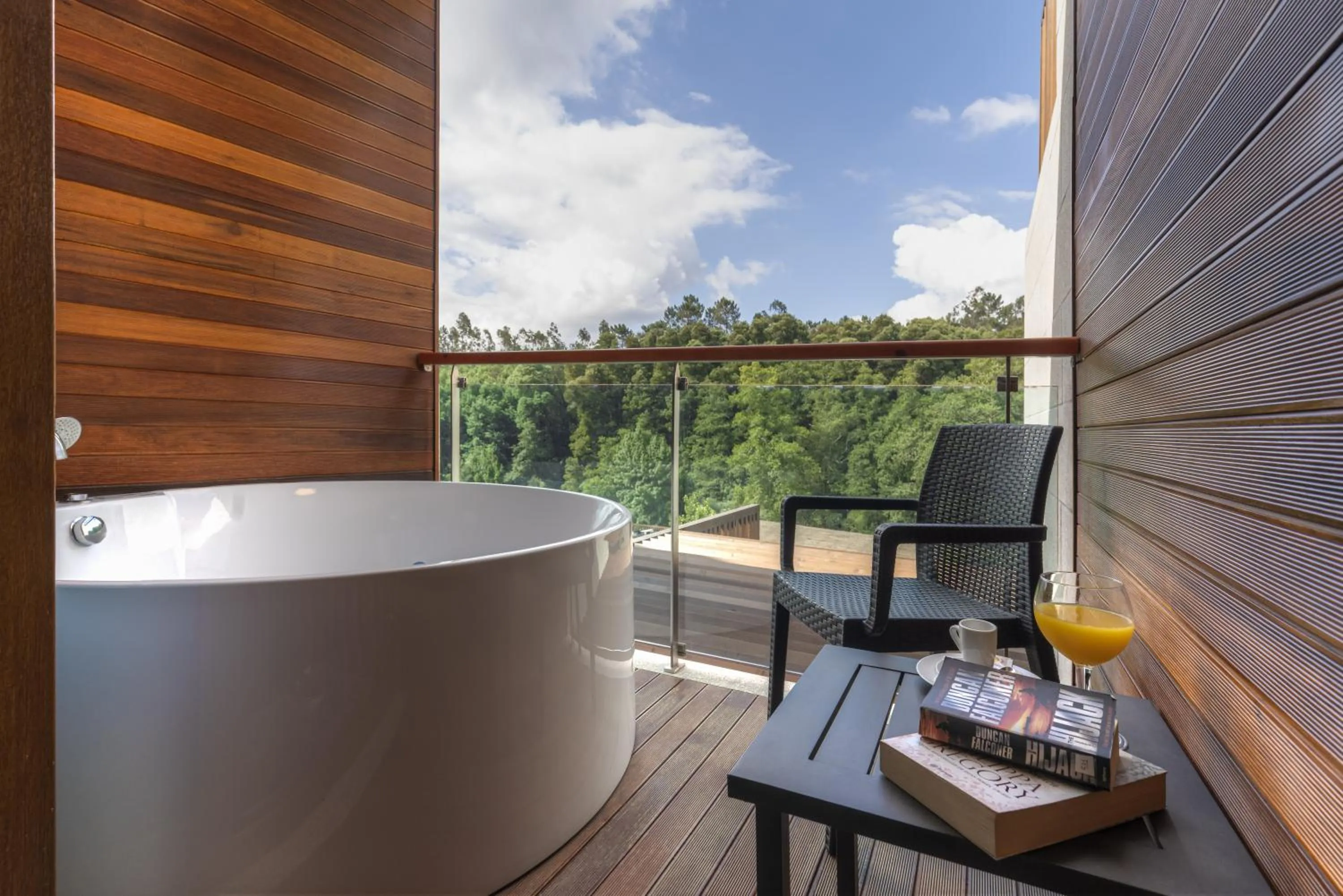 King Room with Spa Bath in Hotel Rural Vale Do Rio