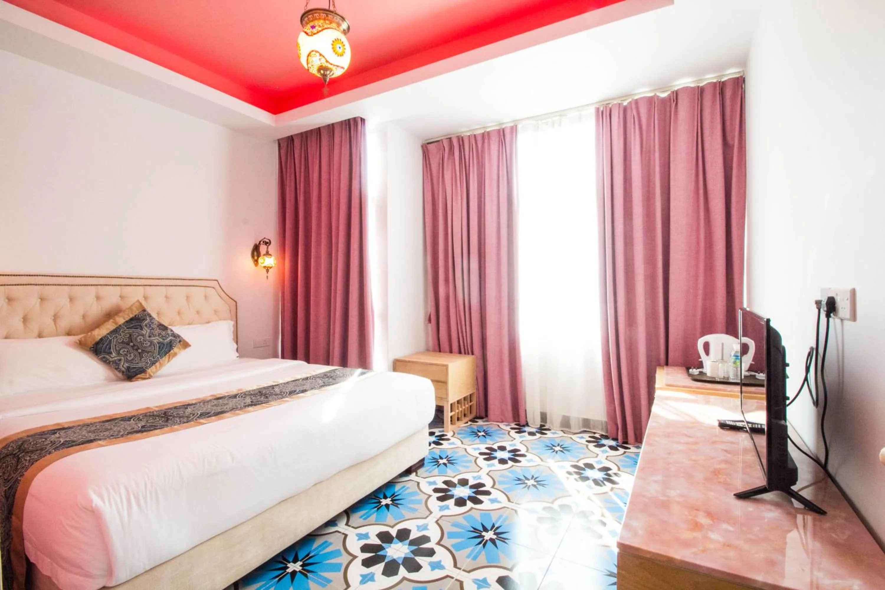 King Room - single occupancy in Hotel Hilal