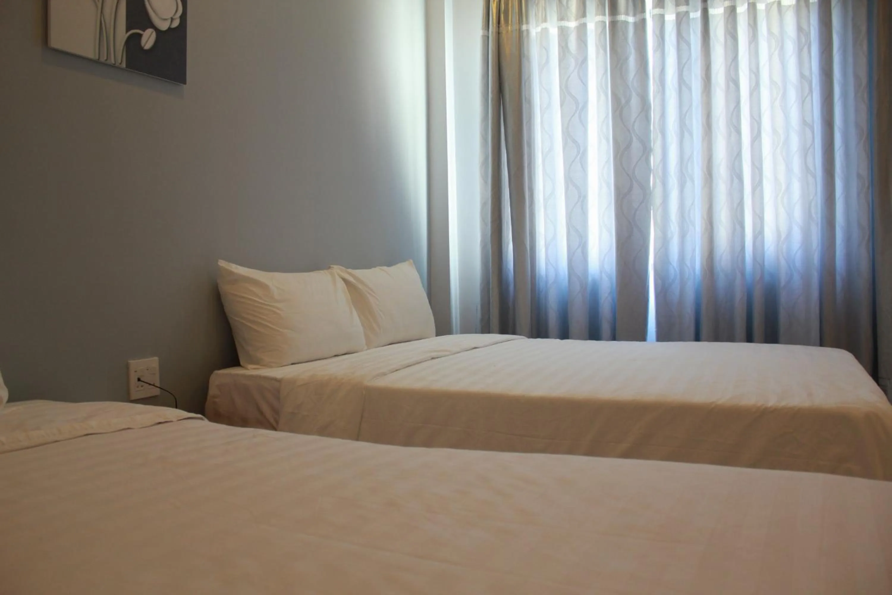 Triple Room with City View in Ly Ky Hotel 2