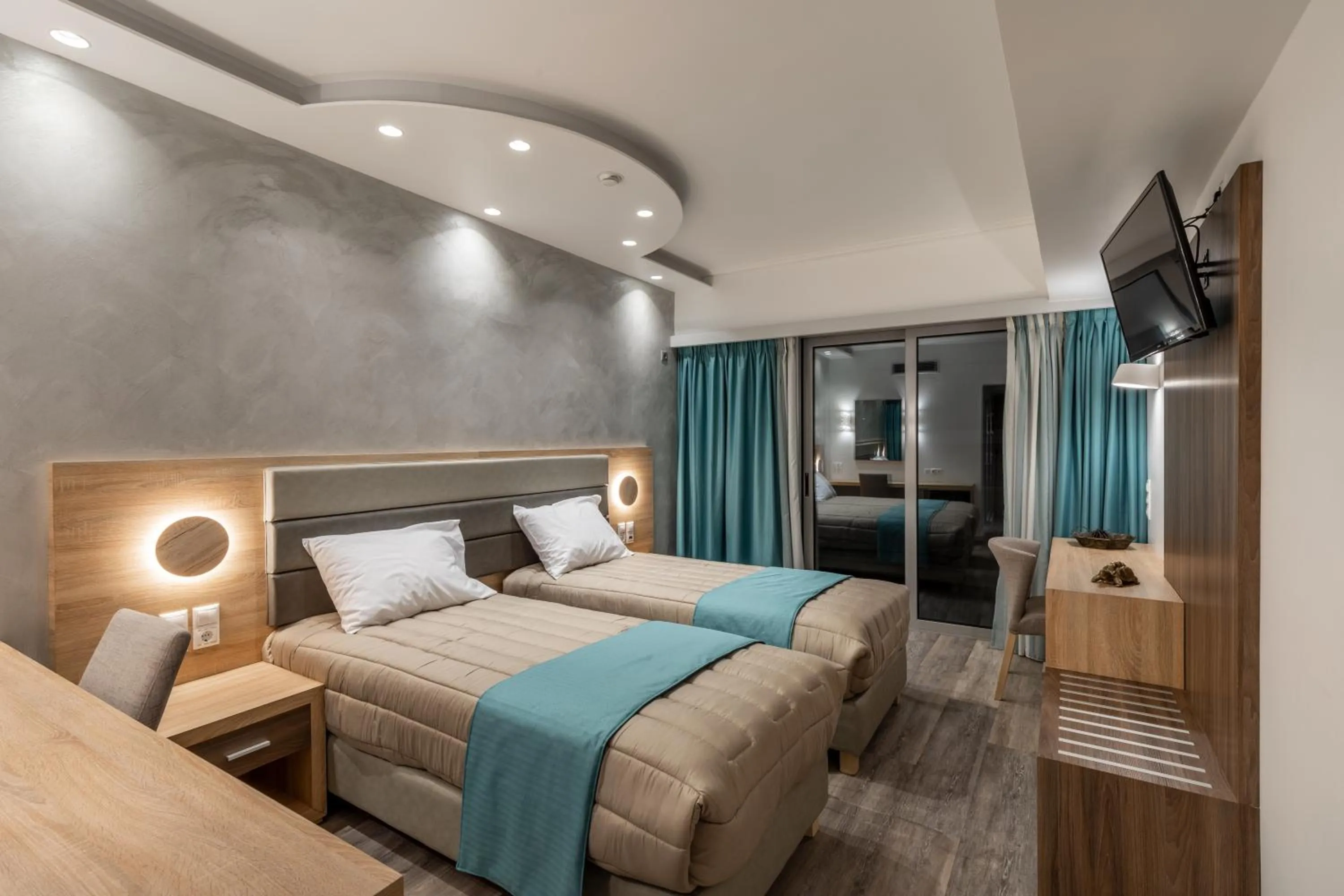 Superior Double or Twin Room in Xenophon Hotel