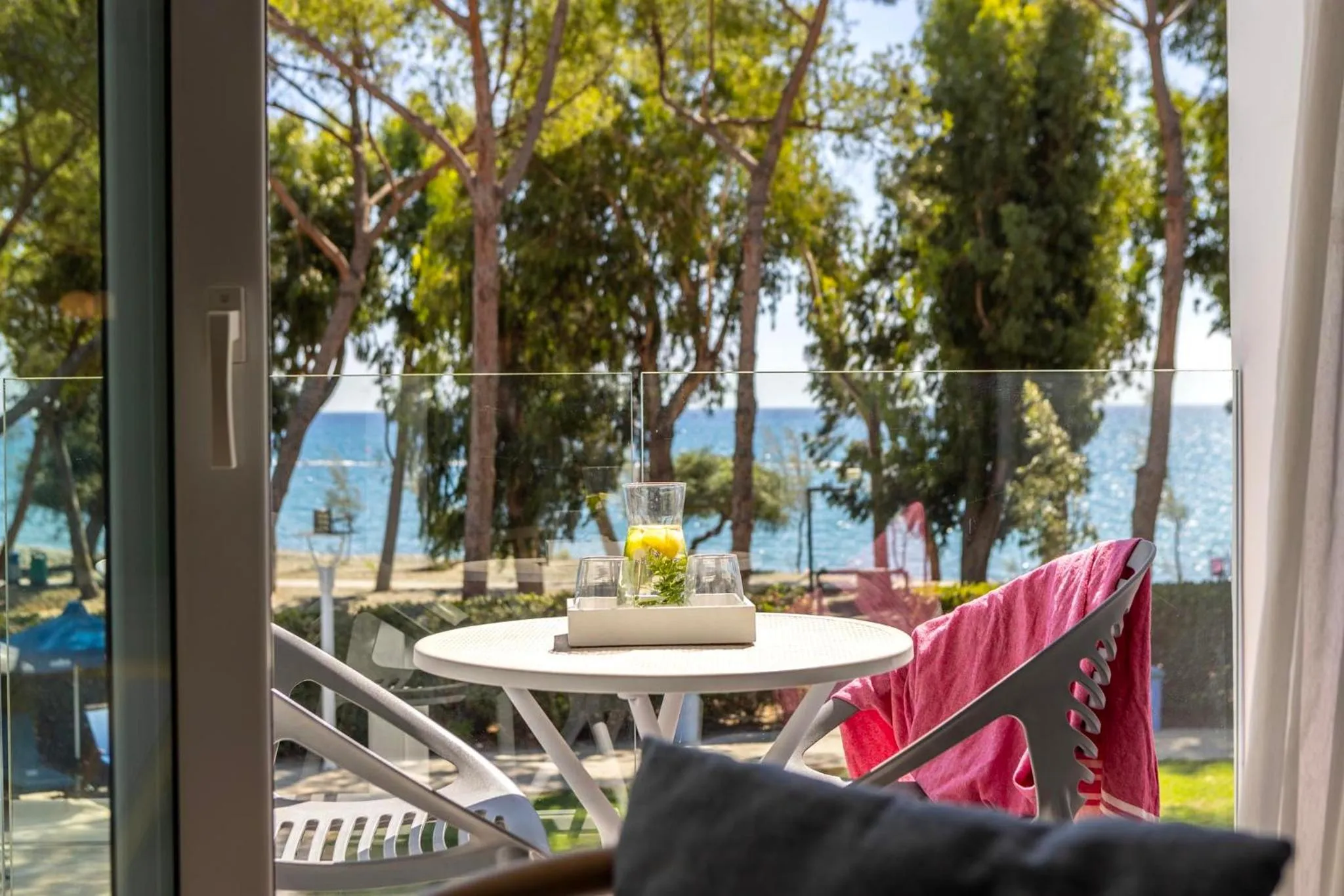 Twin Room with Sea View in Park Beach Hotel