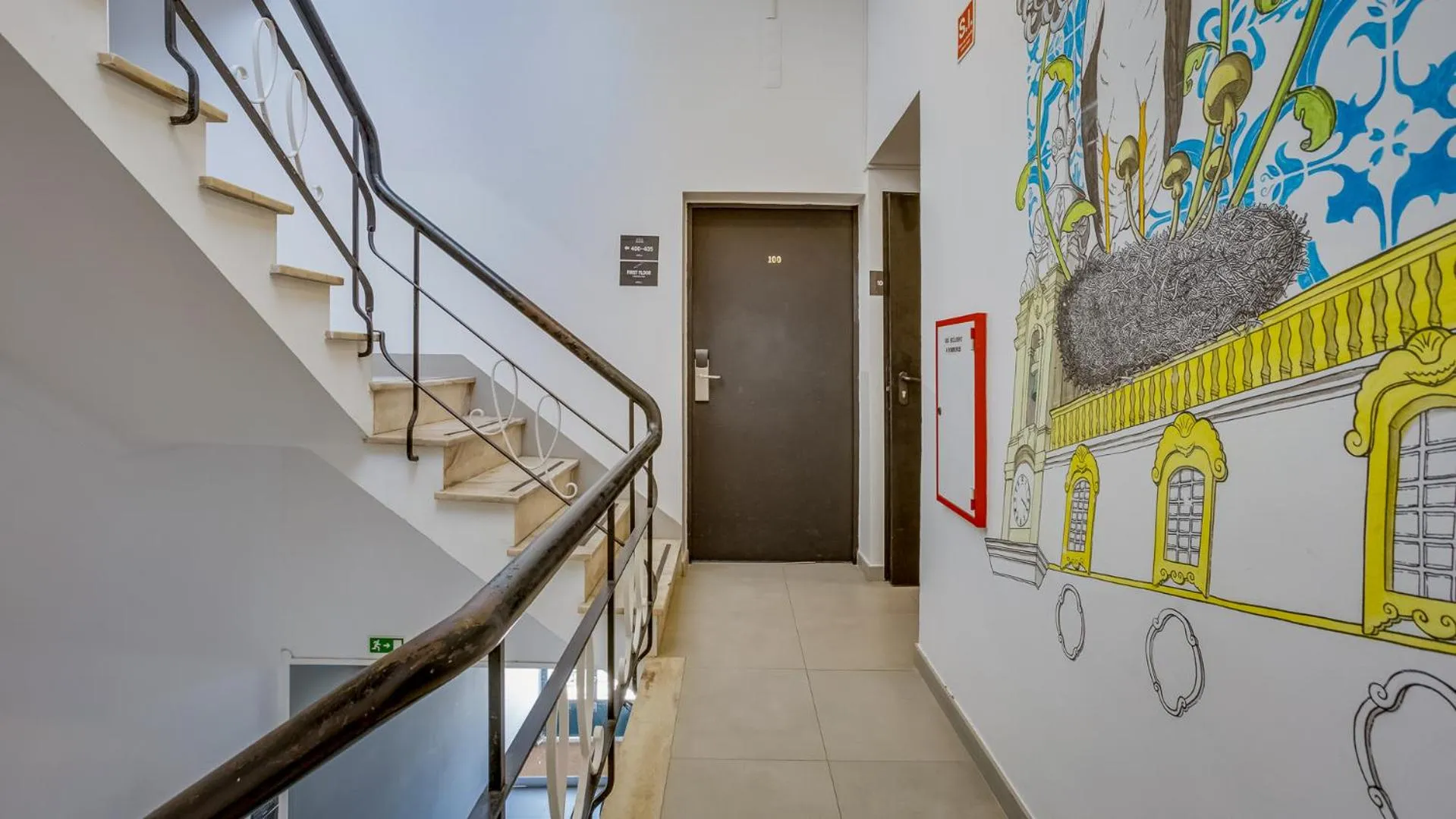 Twin Room with Shared Bathroom in Hostellicious