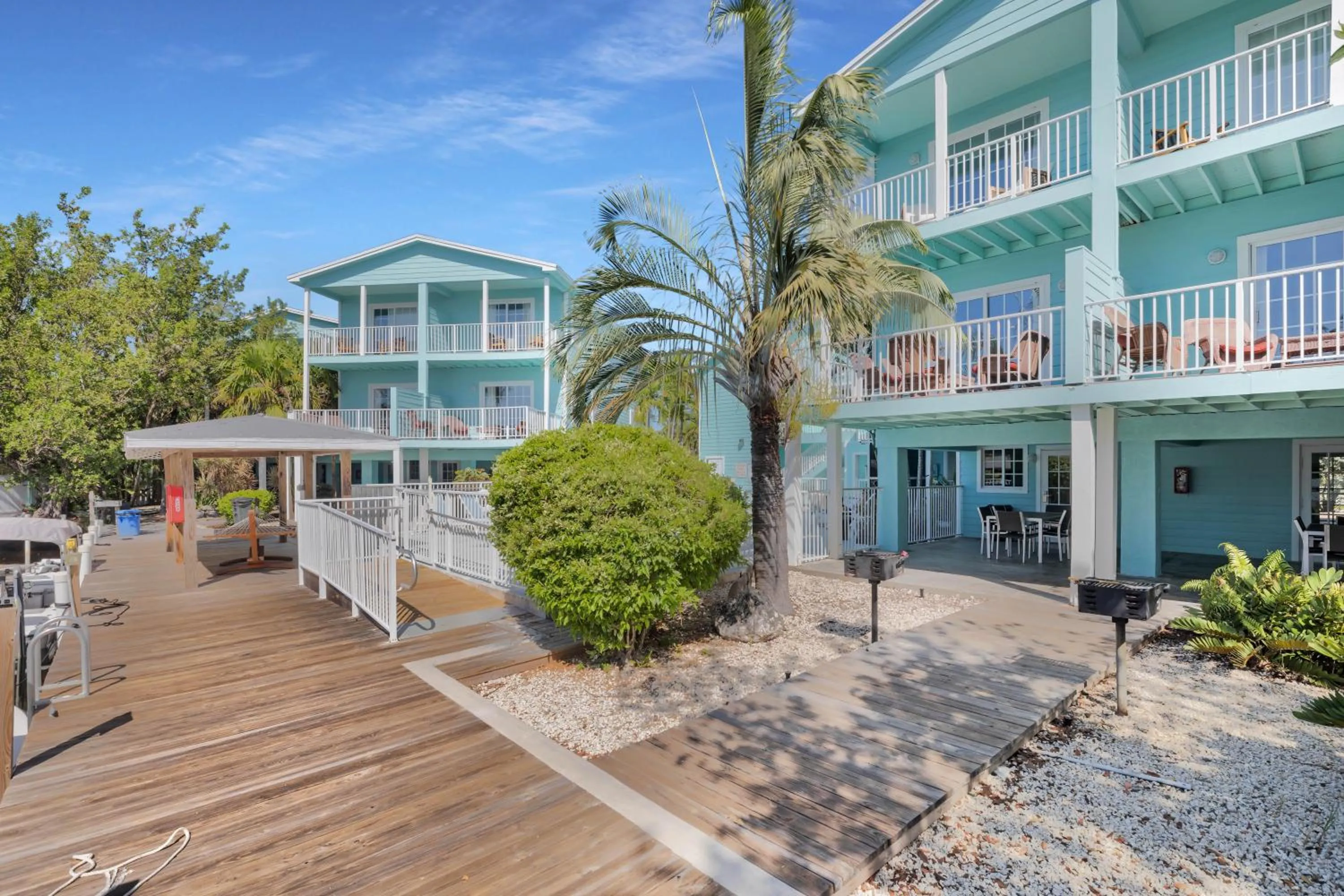 Zane Gray 3 Bedroom 3 Bathroom Townhome (Canal View) in Lime Tree Bay Resort