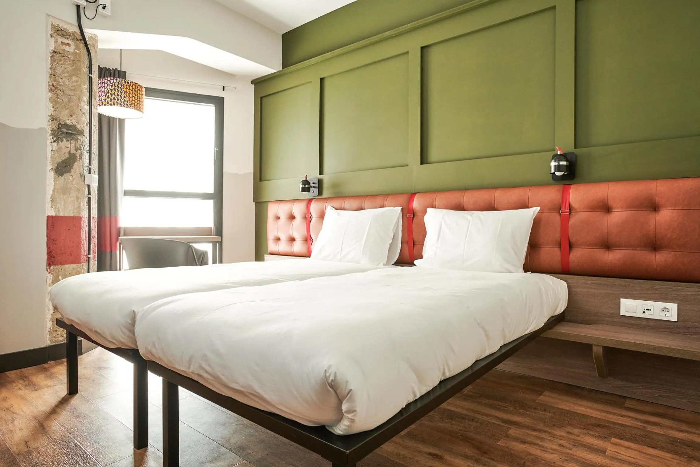 Deluxe Twin Room in Generator Madrid