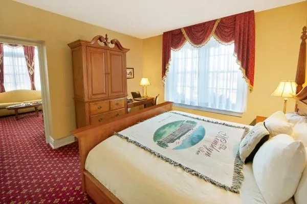 King Suite with Spa Bath in The Mimslyn Inn