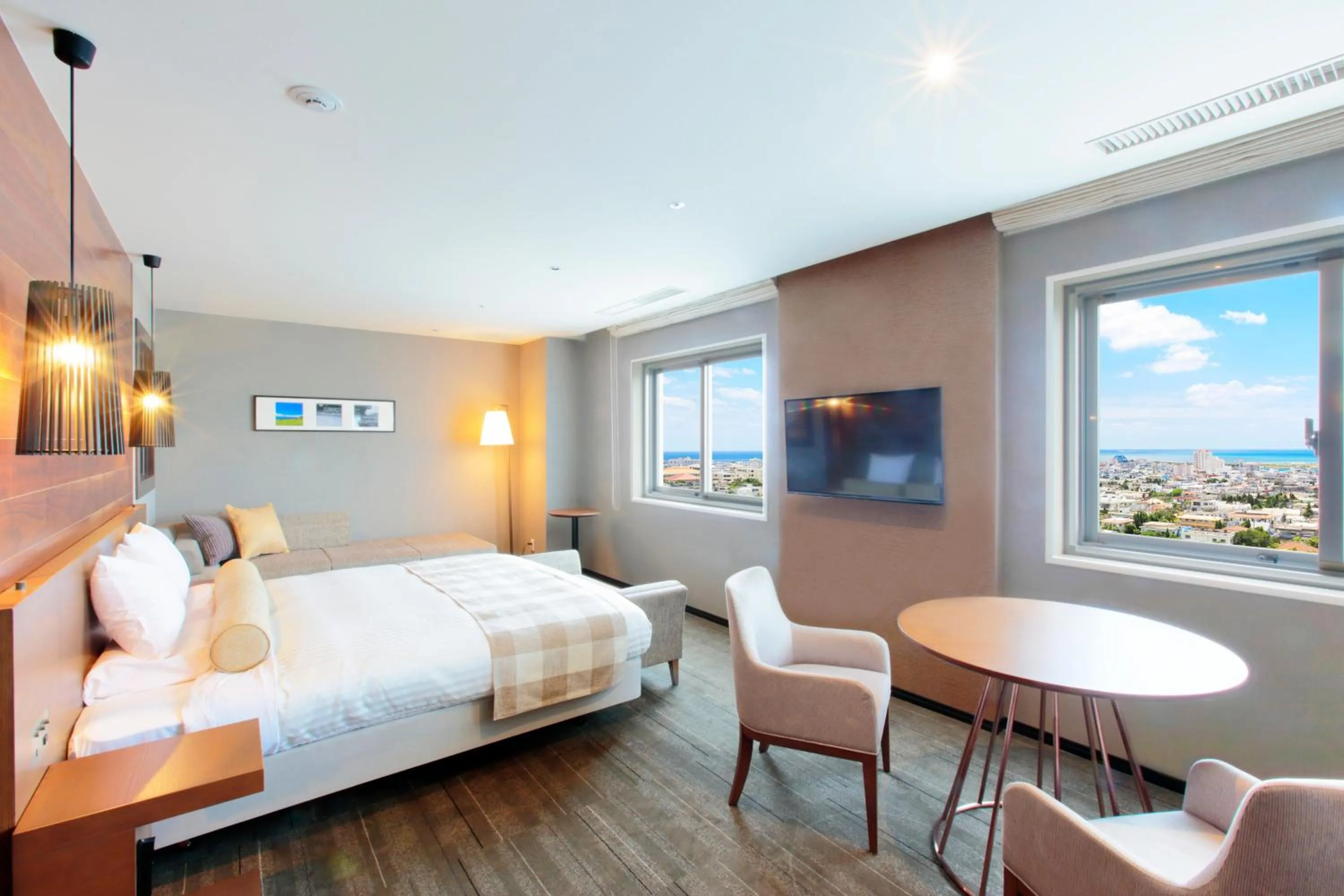 Deluxe Queen Room with Ocean View - single occupancy - Non-Smoking in Art Hotel Ishigakijima