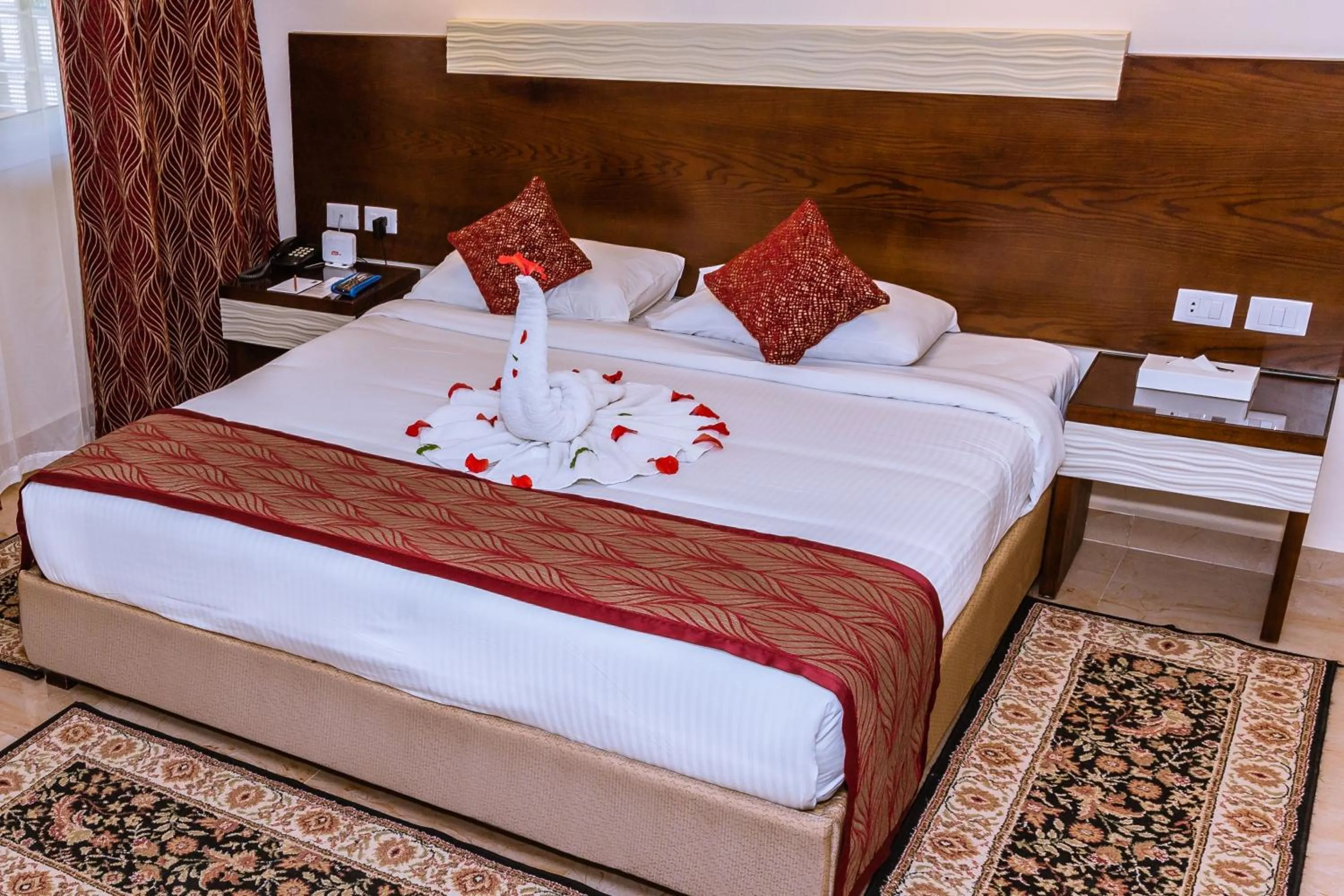 Deluxe Double Room with Side Sea View in Golden Beach Resort