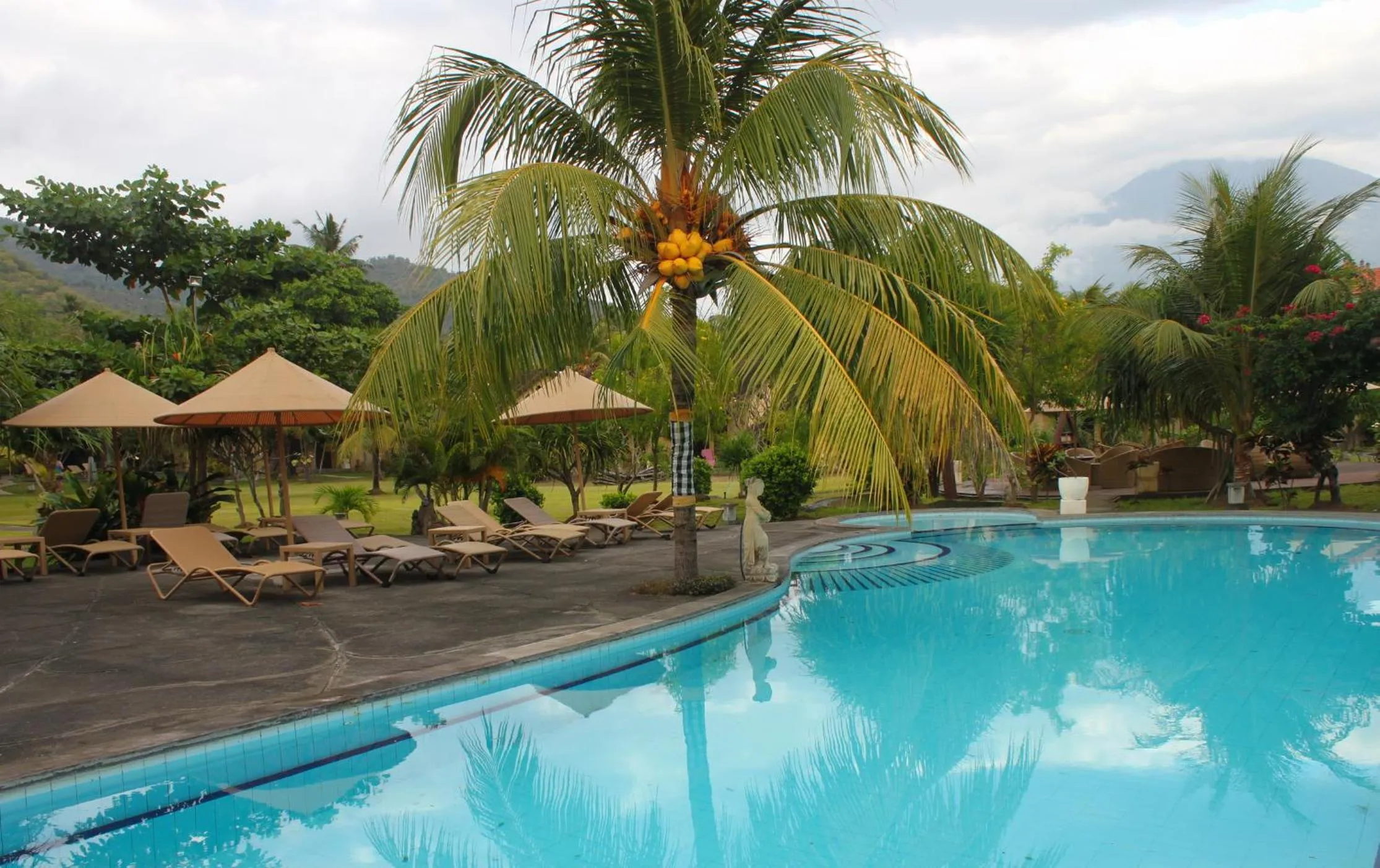 Bungalow with Ocean View in Hotel Uyah Amed Spa Resort