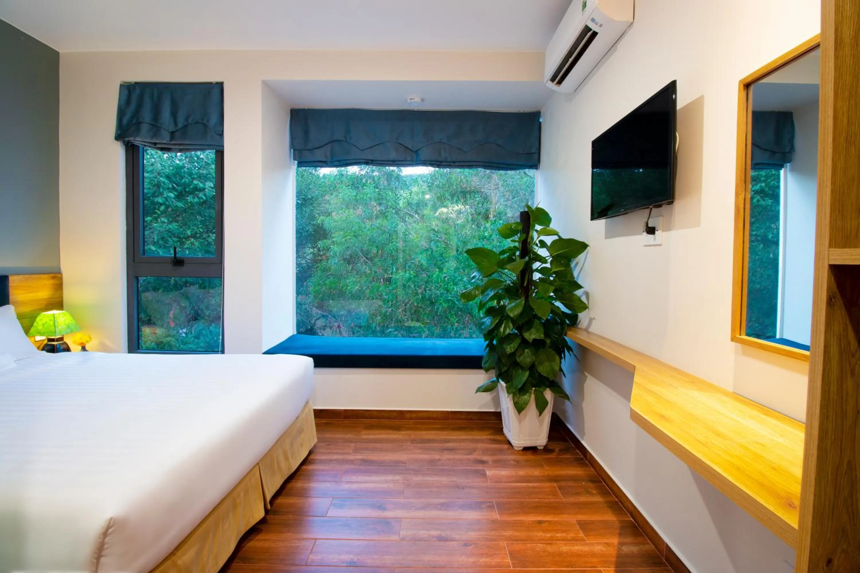 Superior Double Room in Tom Hill Boutique Resort & Spa - Sea View