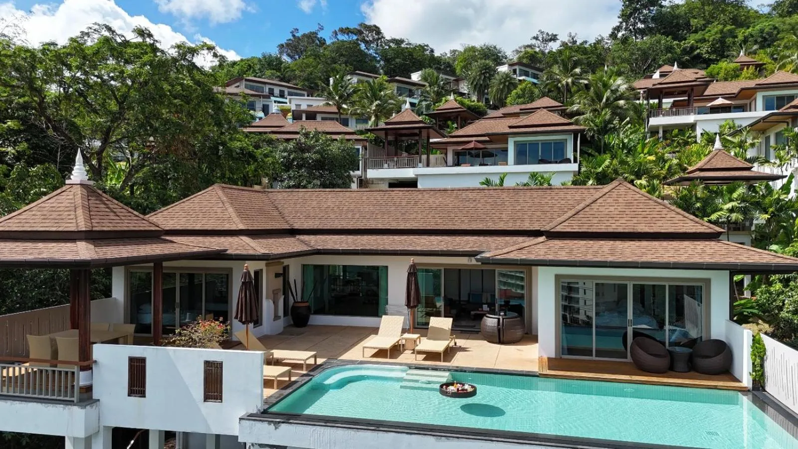 Two-Bedroom Villa with Private Pool in Villa Tantawan Resort - Private Pool Villas